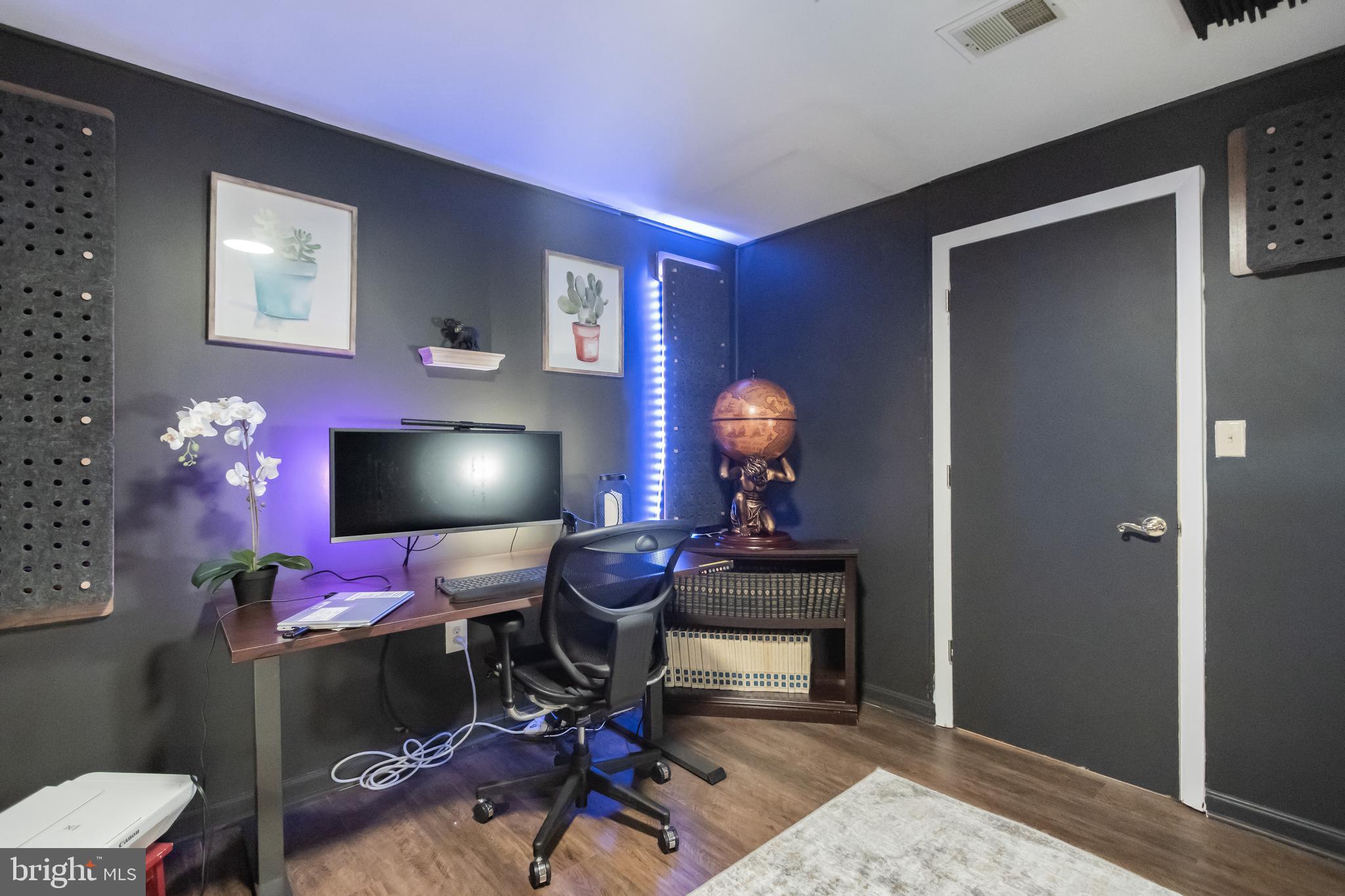 ASHFORD - Residential