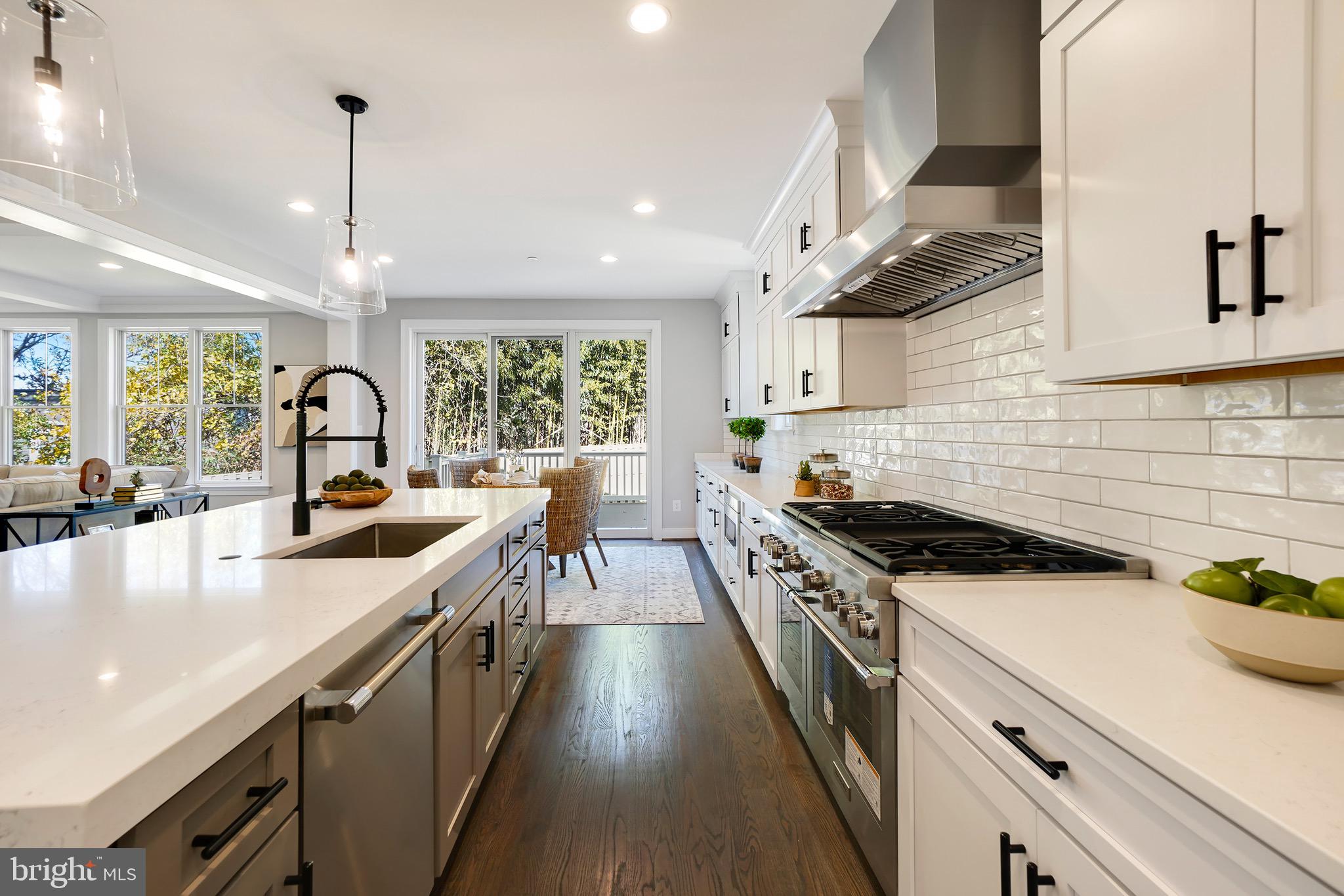 GLENBROOK VILLAGE - Residential