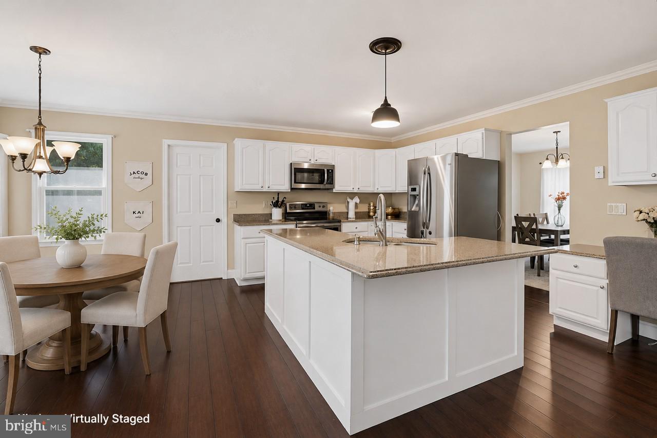 ESPERANZA FARMS - Residential
