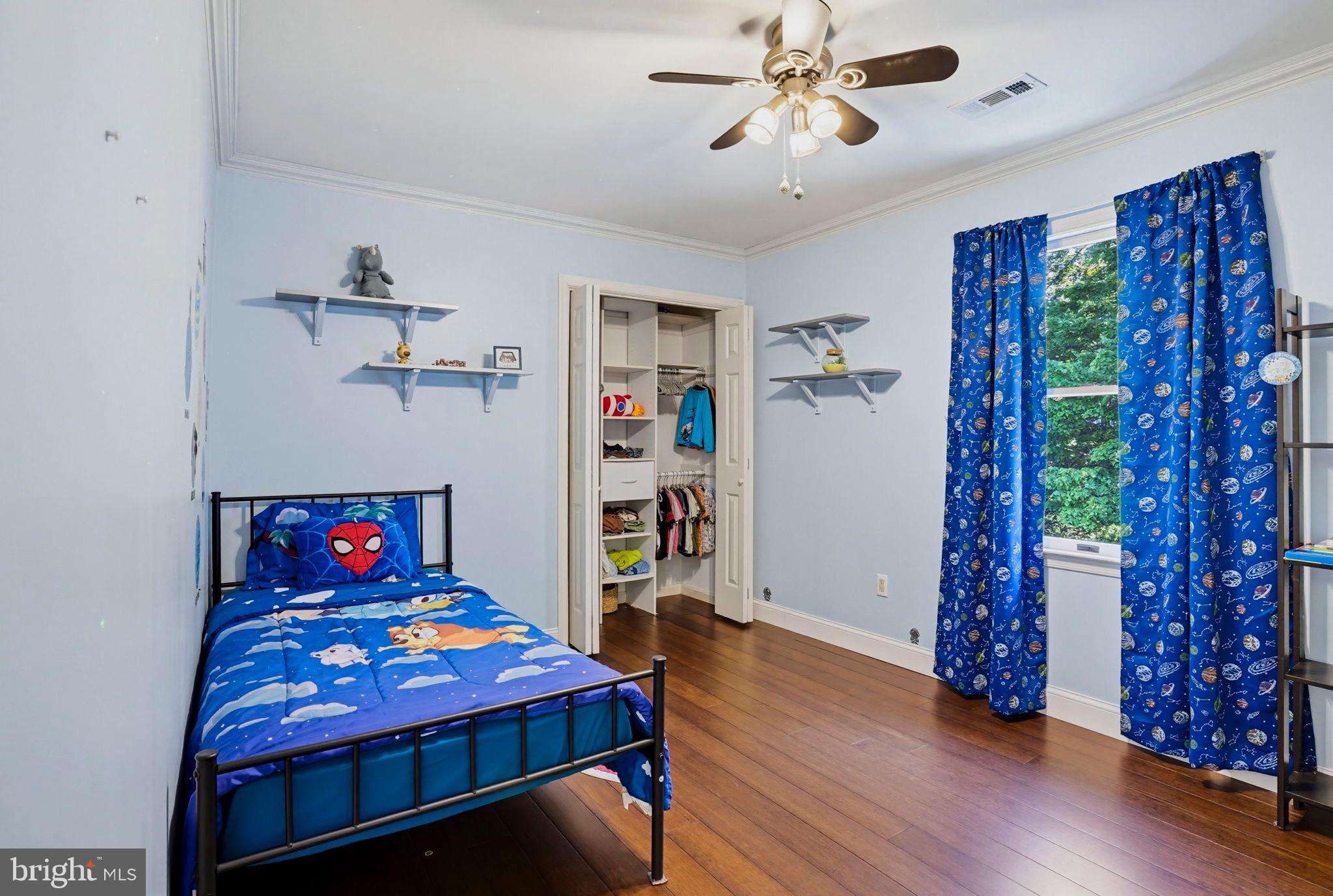 ESPERANZA FARMS - Residential