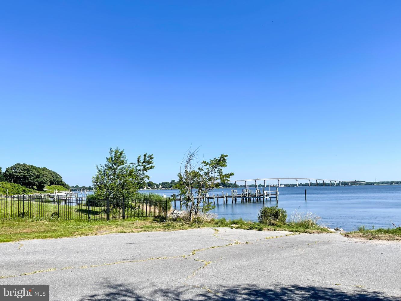 ESPERANZA FARMS - Residential