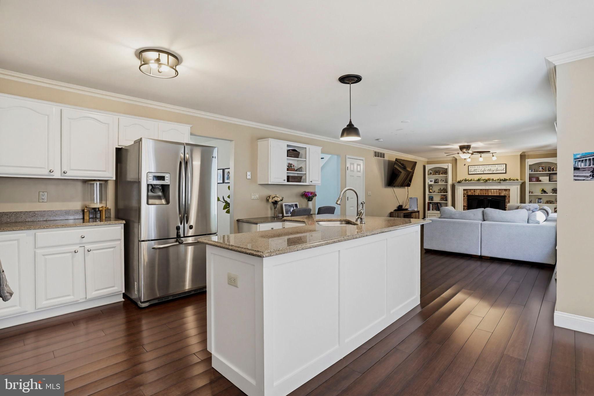 ESPERANZA FARMS - Residential