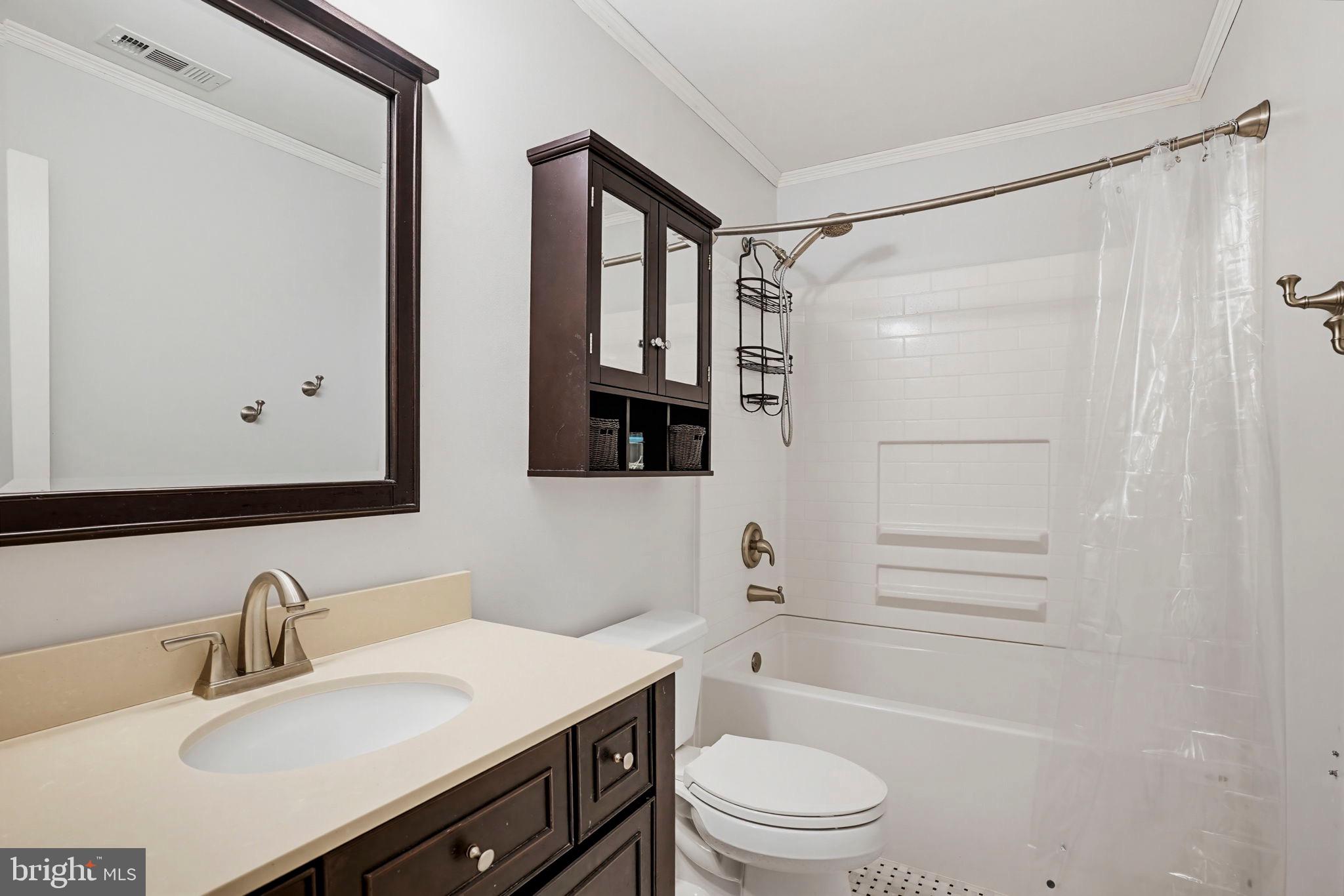 ESPERANZA FARMS - Residential