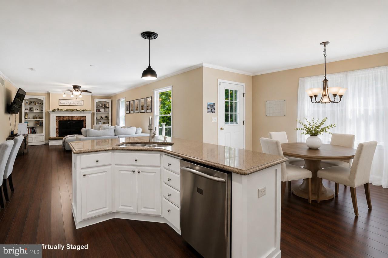 ESPERANZA FARMS - Residential