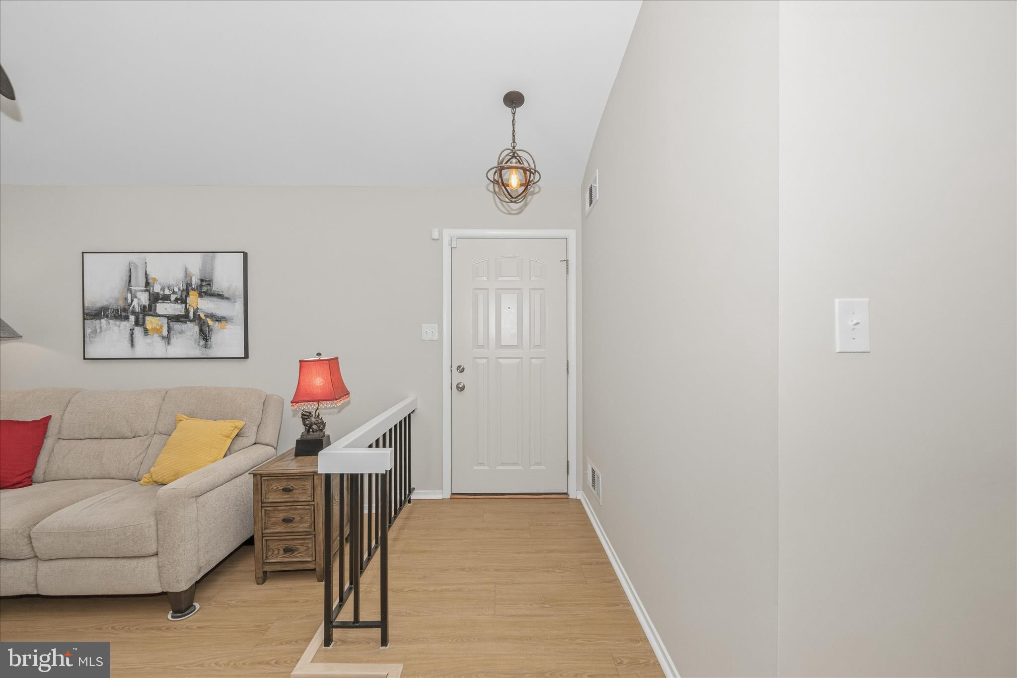 19520 GALLATIN COURT