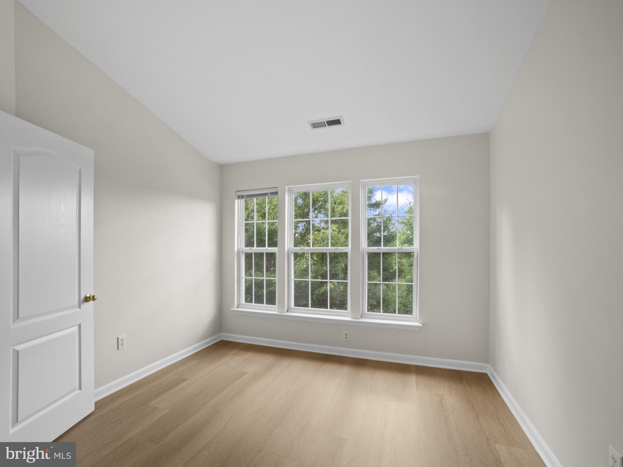 EMERSON - Residential