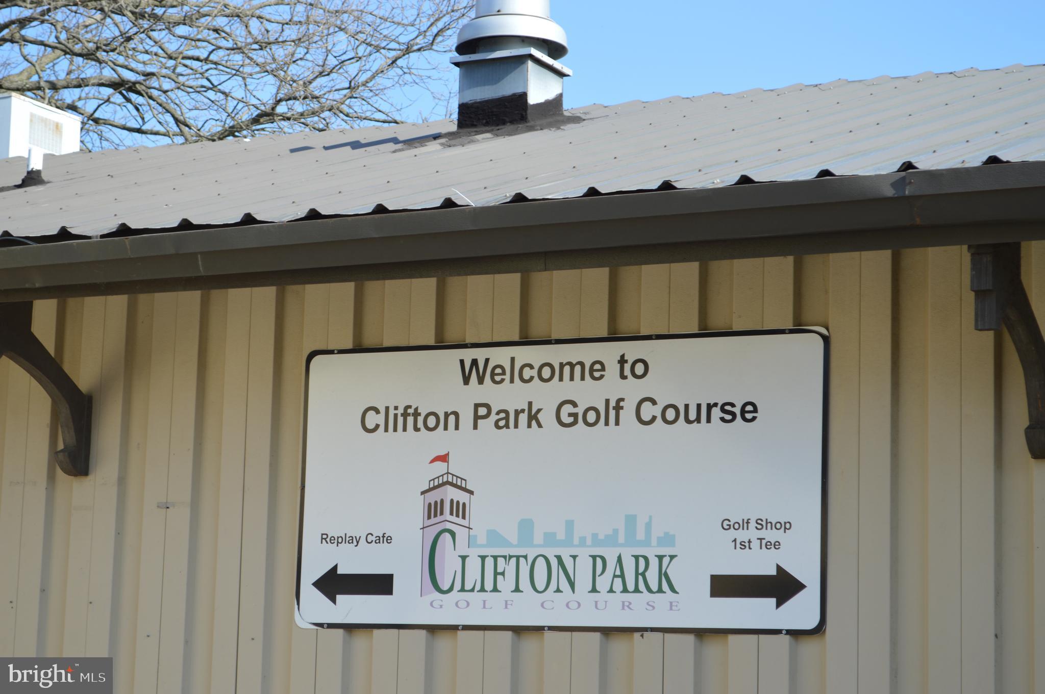 FOUR BY FOUR - Residential