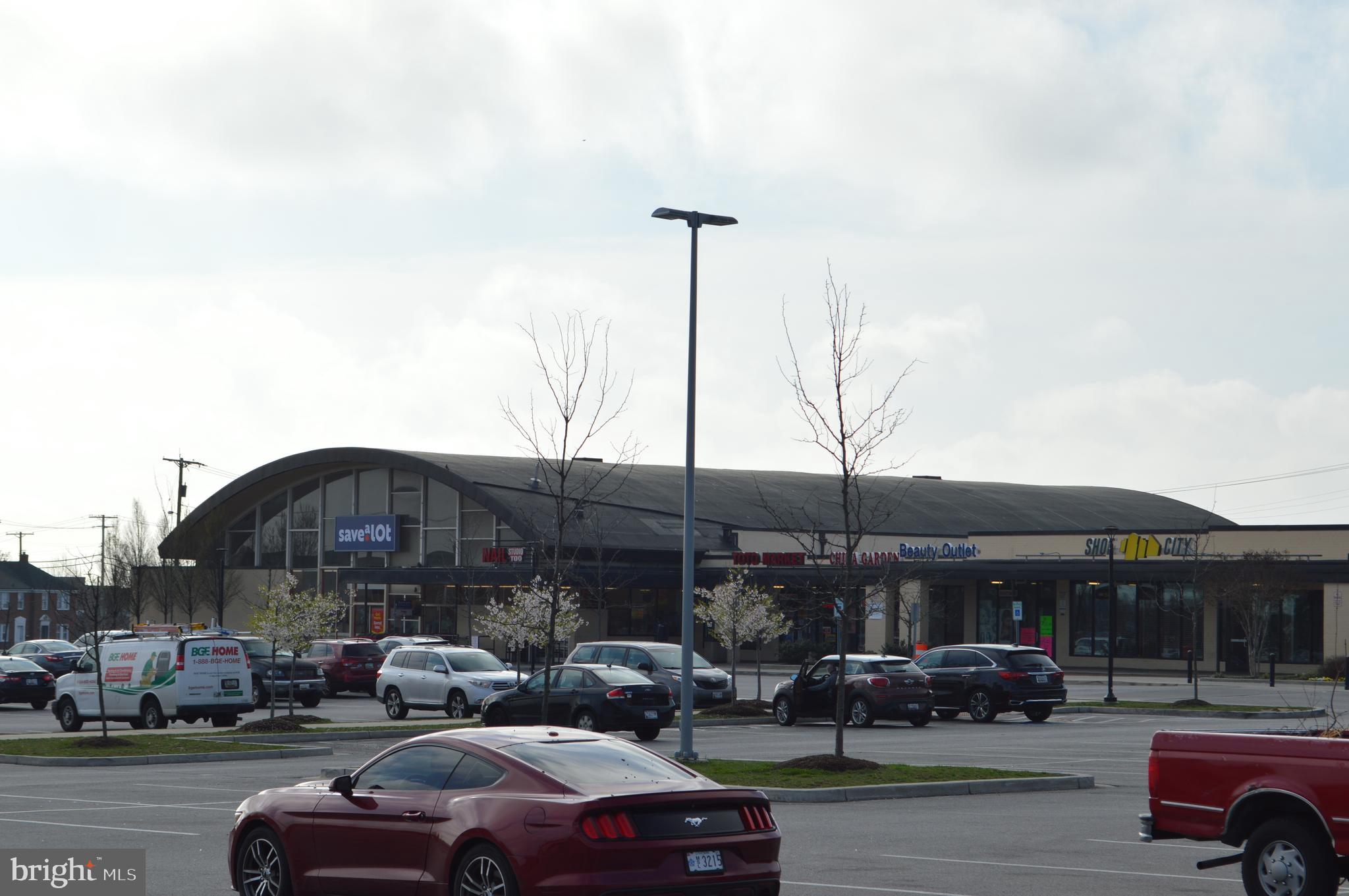 FOUR BY FOUR - Residential