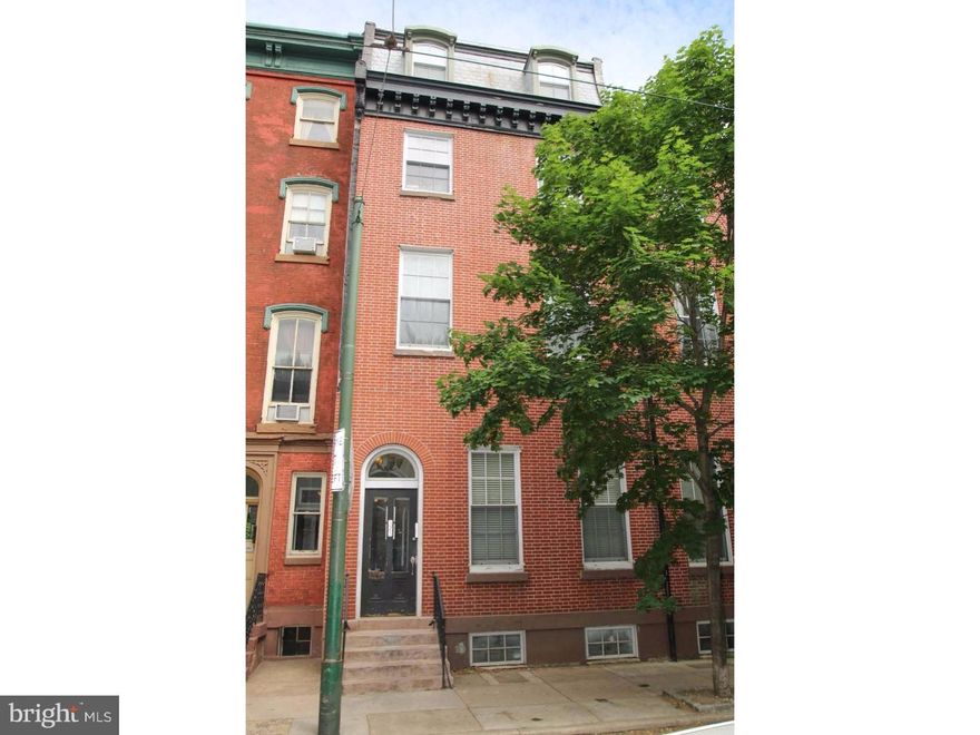 Picturesque location on 12th street b/w Spruce/Pine.  7 units with a nice 3bed/2bed/1bed mix, 100% occupied, stabilized, turnkey. Large units w/ condo quality finishes and shared private courtyard.  Storage units in basement.  Gross Income 132,000 annually.  Close proximity to Midtown Village, often rented to Jefferson Medical students.  Would be easy condo conversion. All utilities separated and all utilities paid by tenants.