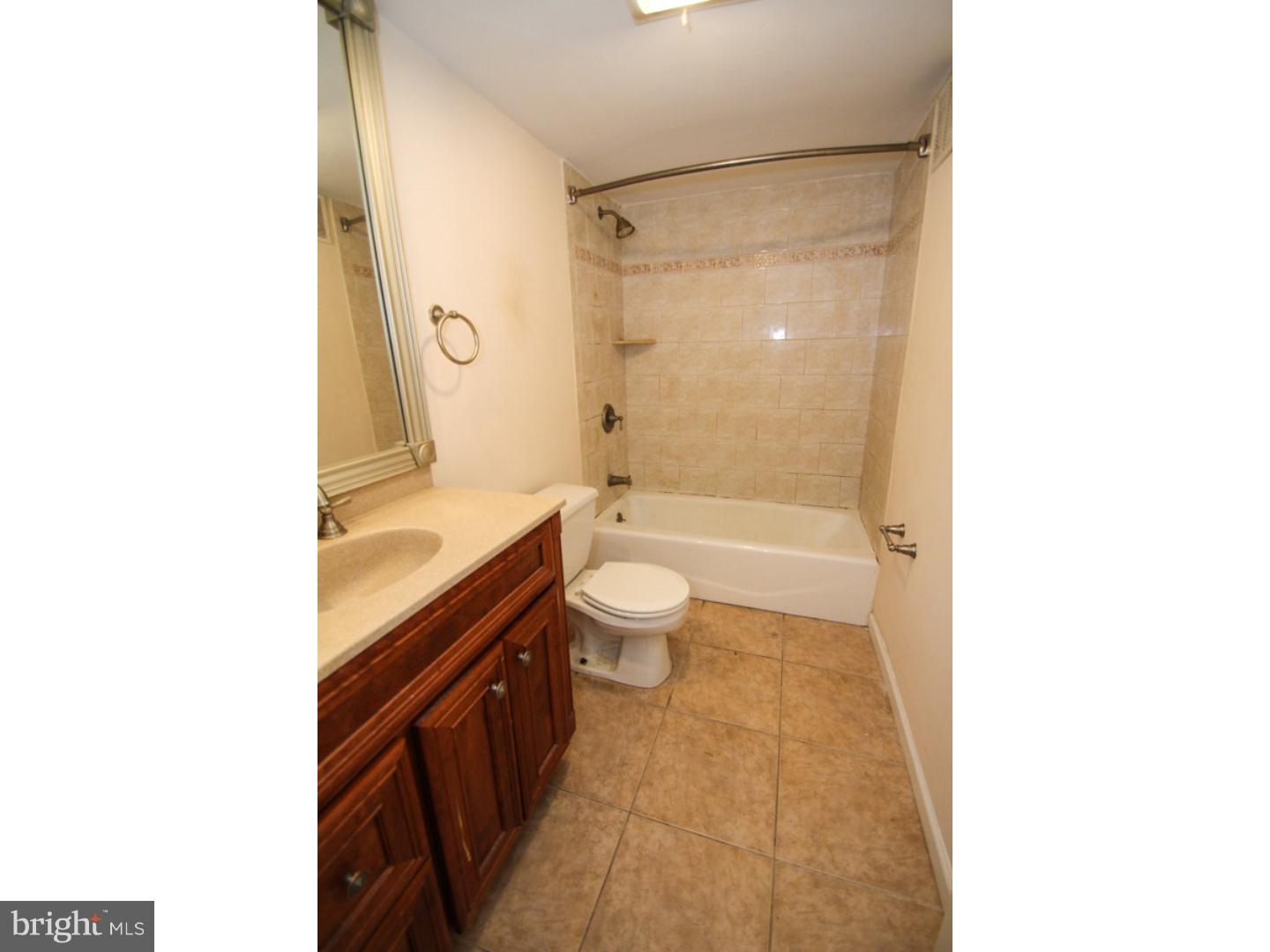 WASHINGTON SQ WEST - Residential