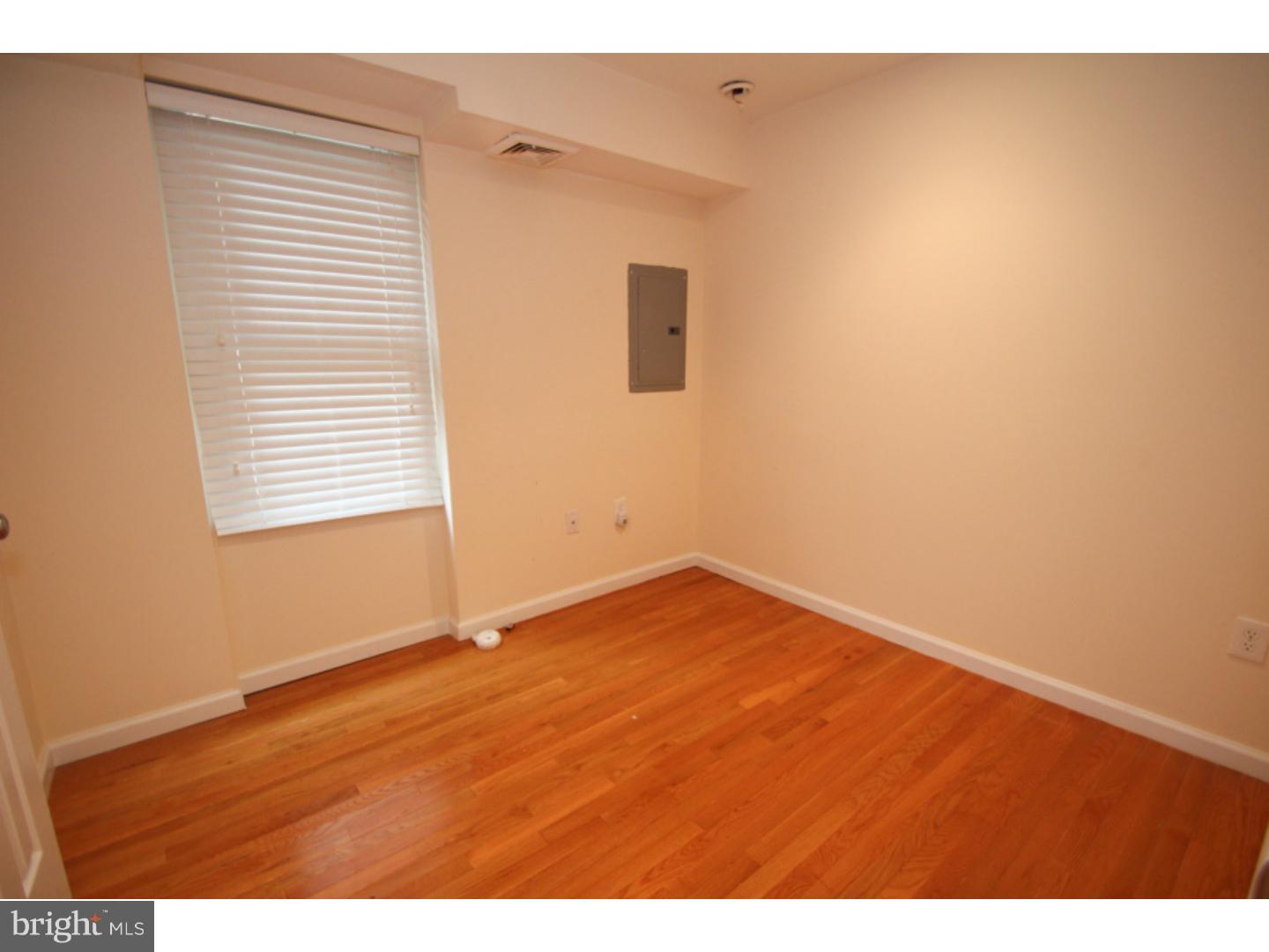 WASHINGTON SQ WEST - Residential