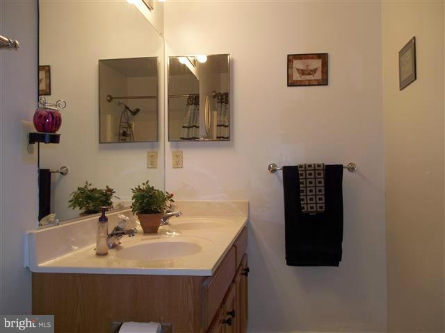 CHESAPEAKE LANDING - Residential