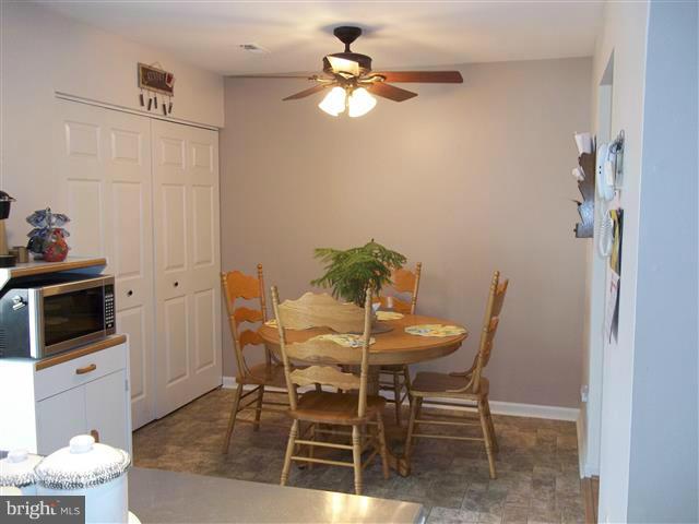 CHESAPEAKE LANDING - Residential