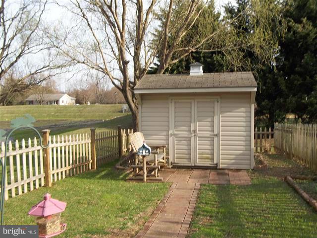 CHESAPEAKE LANDING - Residential