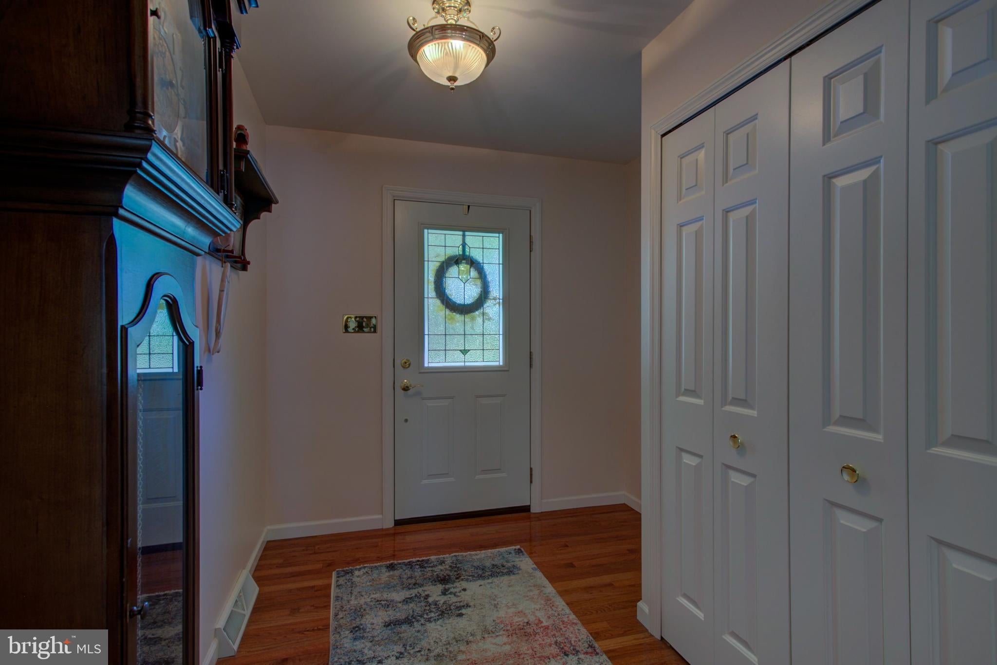 3932 LAUREL RUN