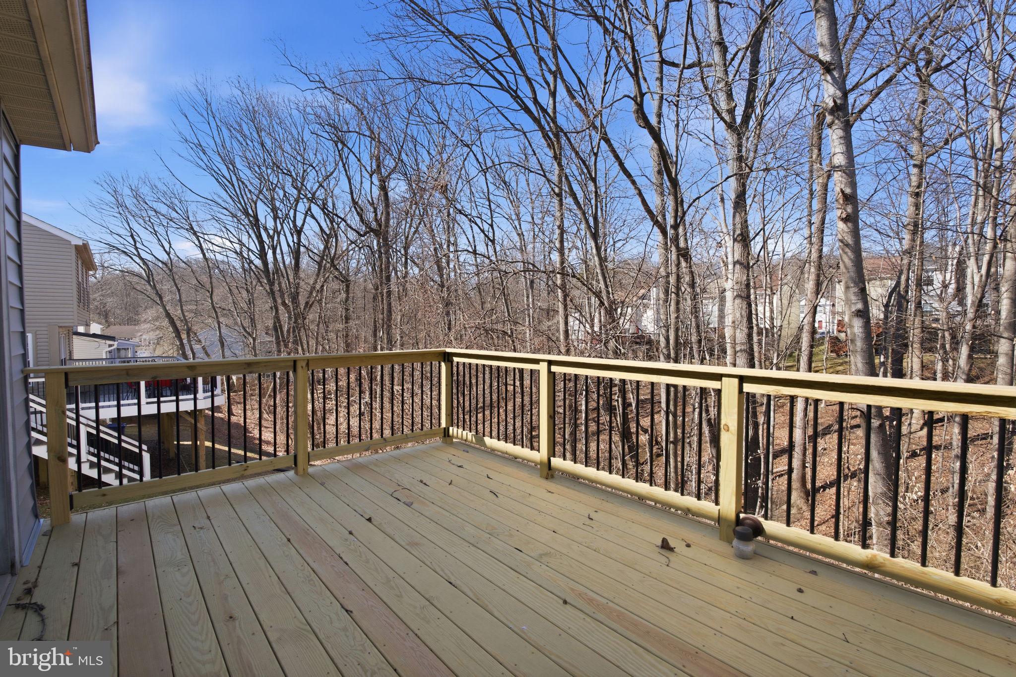 VALLEY STREAM ESTATES - Residential