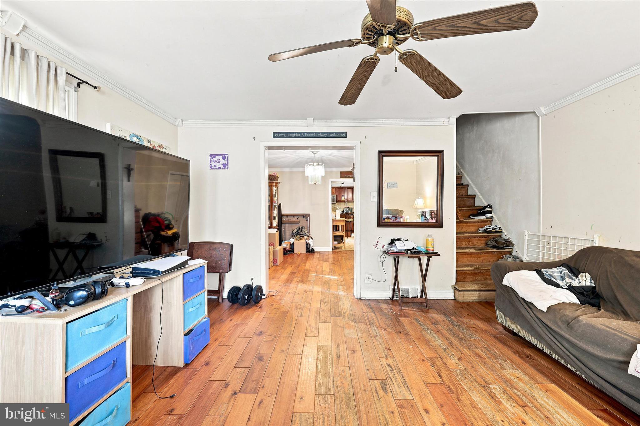 821 BEDFORD