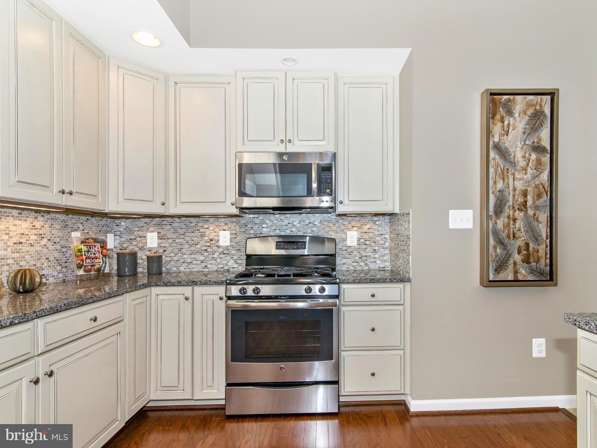 WAVERLY WOODS WEST - Residential