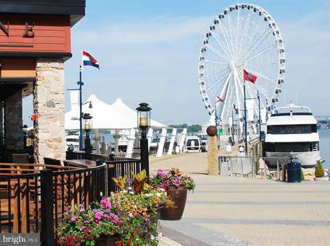 WAVERLY WOODS WEST - Residential