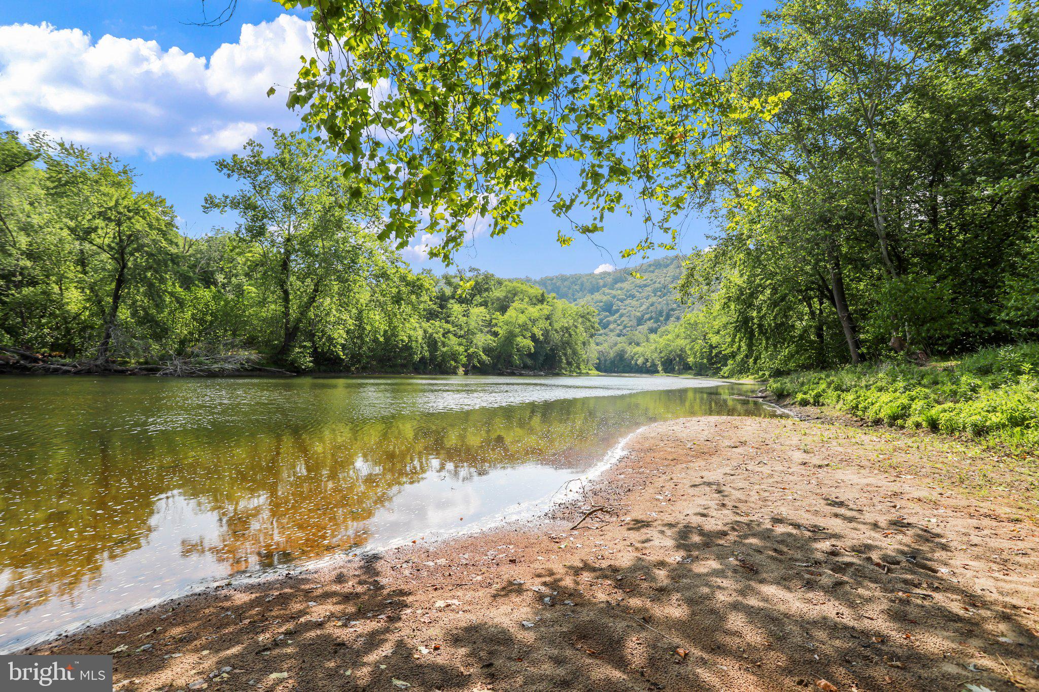 MORGAN WOODS - Residential