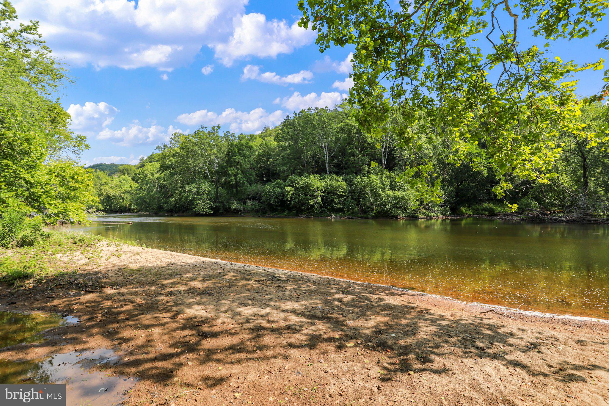 MORGAN WOODS - Residential