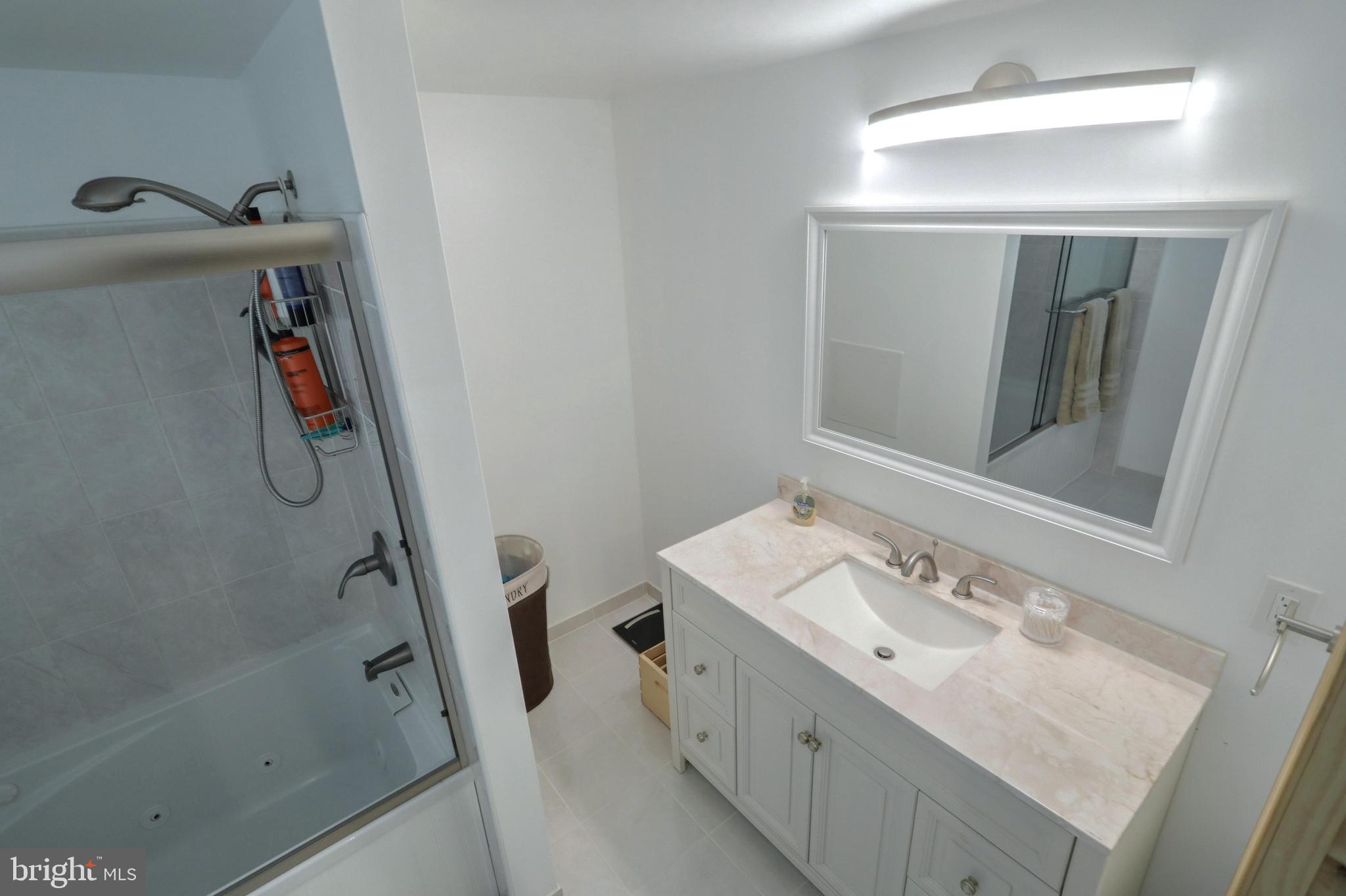 YORK TWP - Residential