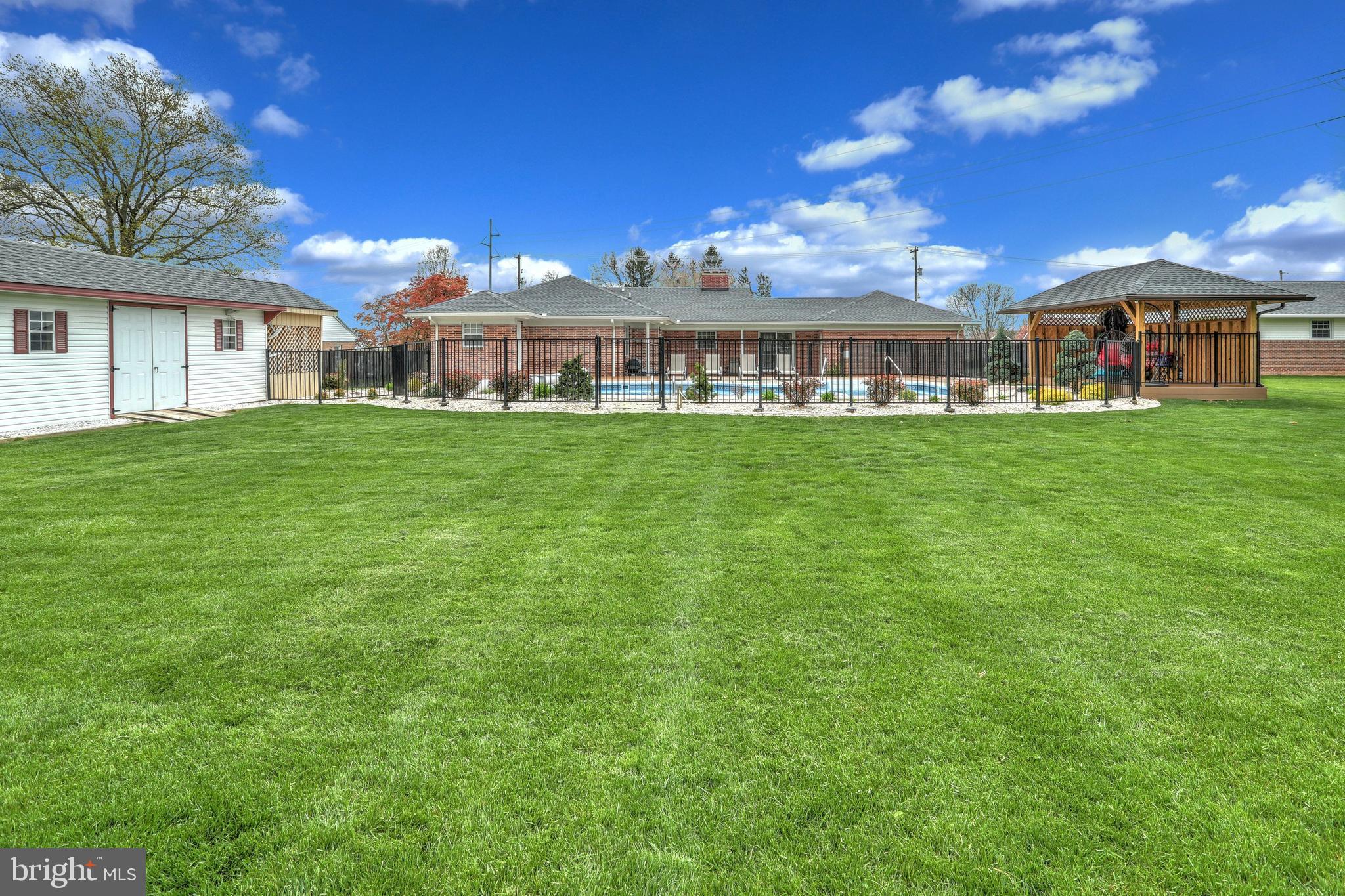 YORK TWP - Residential