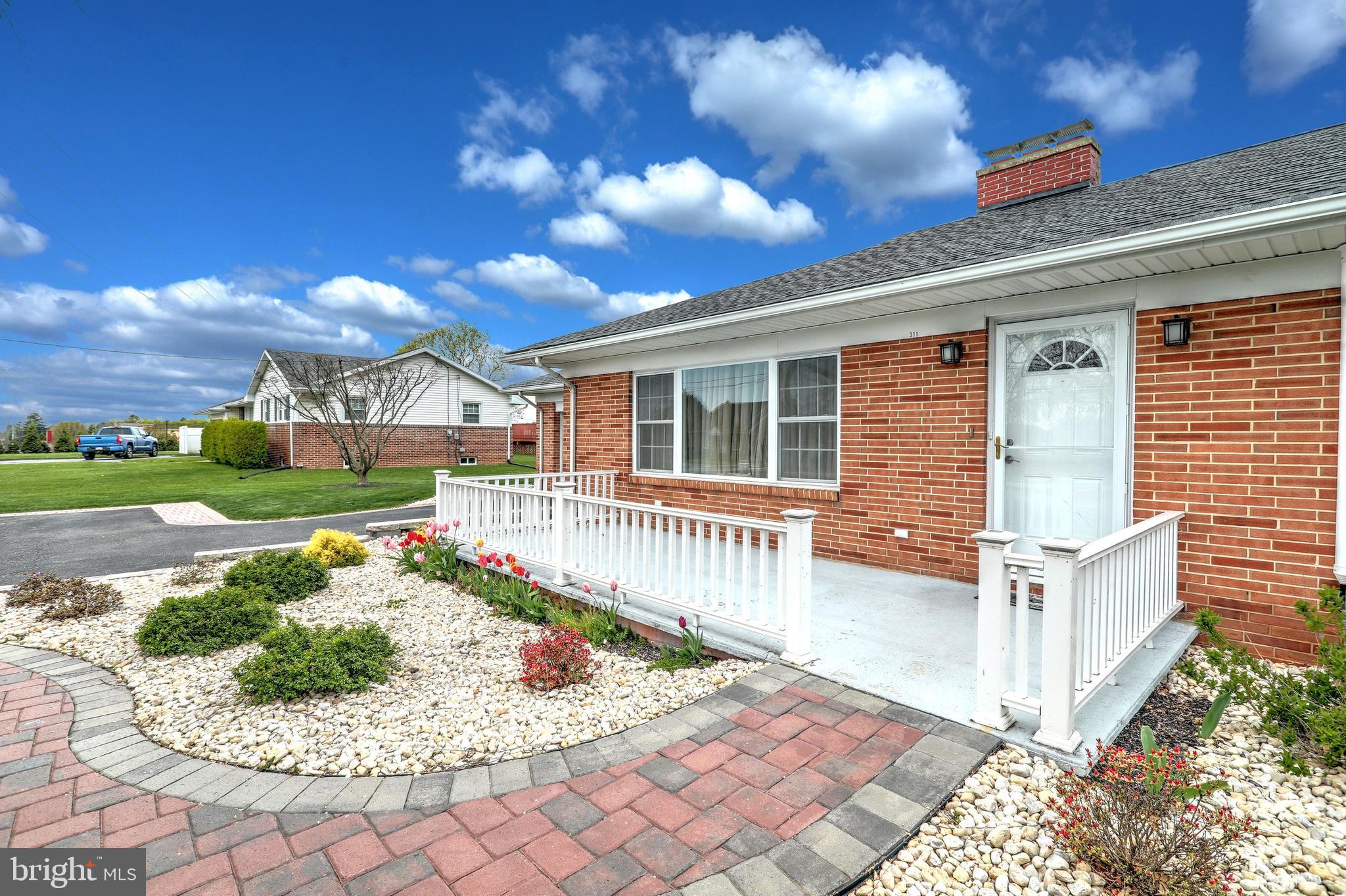 YORK TWP - Residential