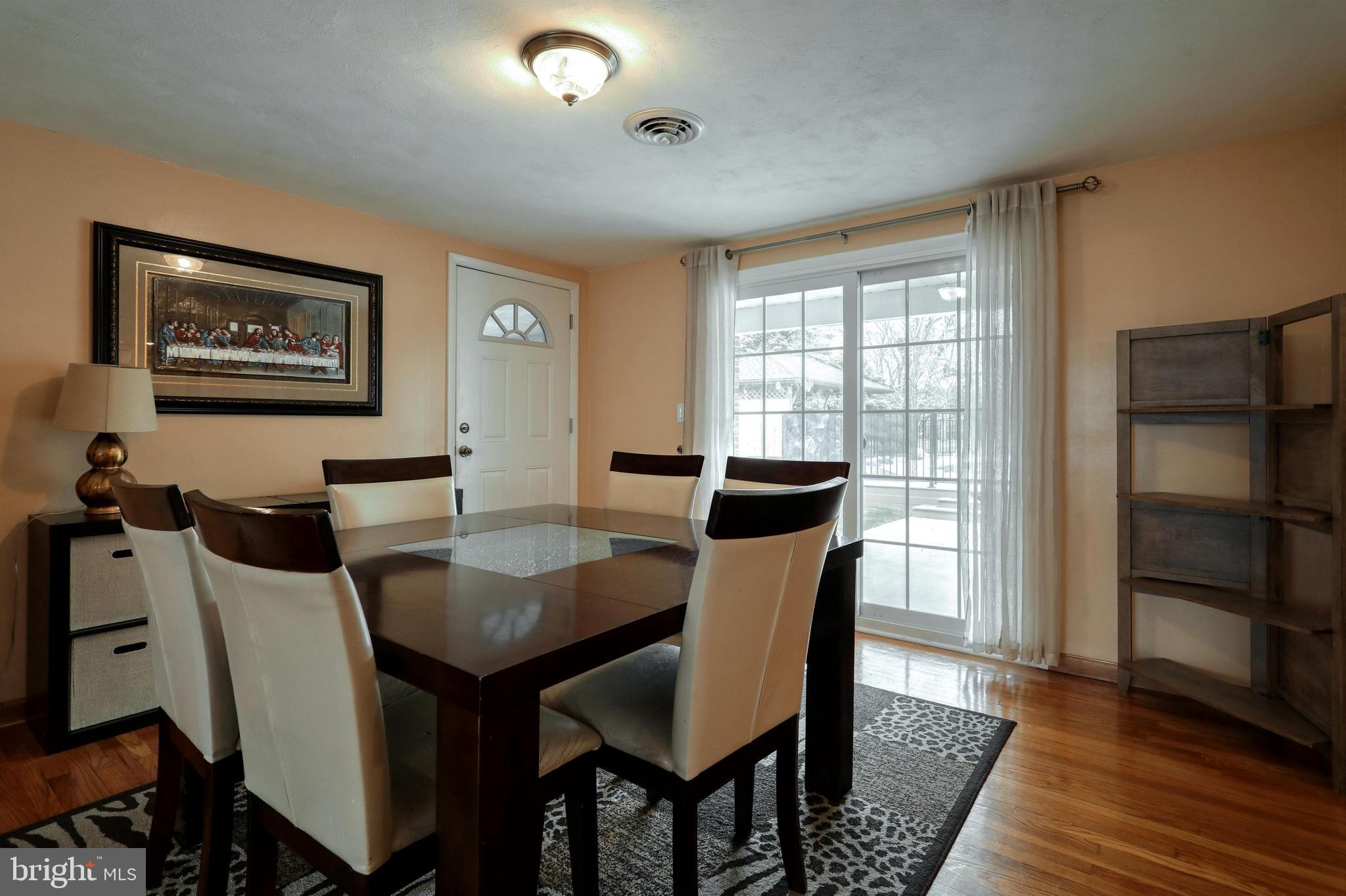 YORK TWP - Residential