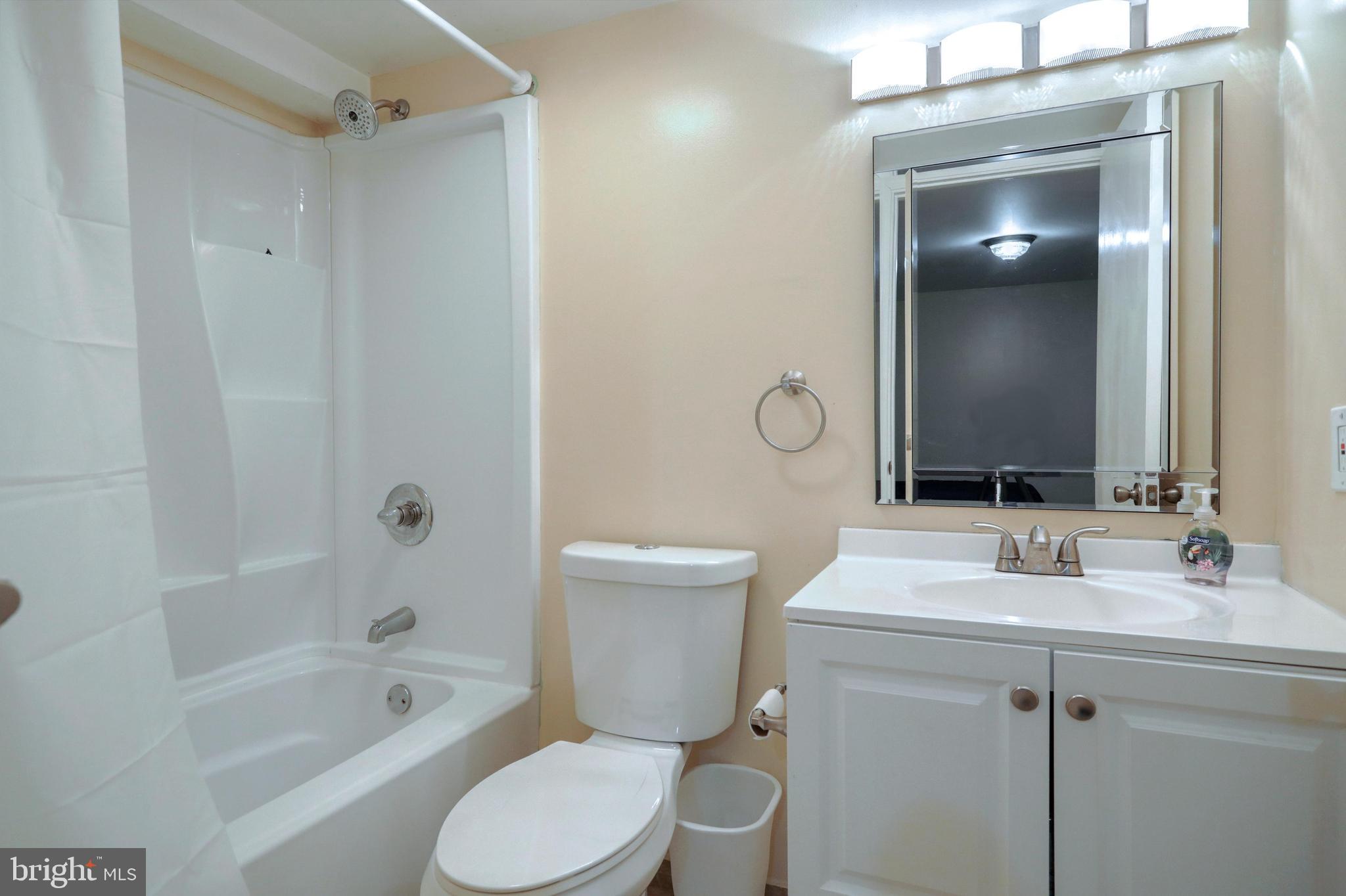 YORK TWP - Residential