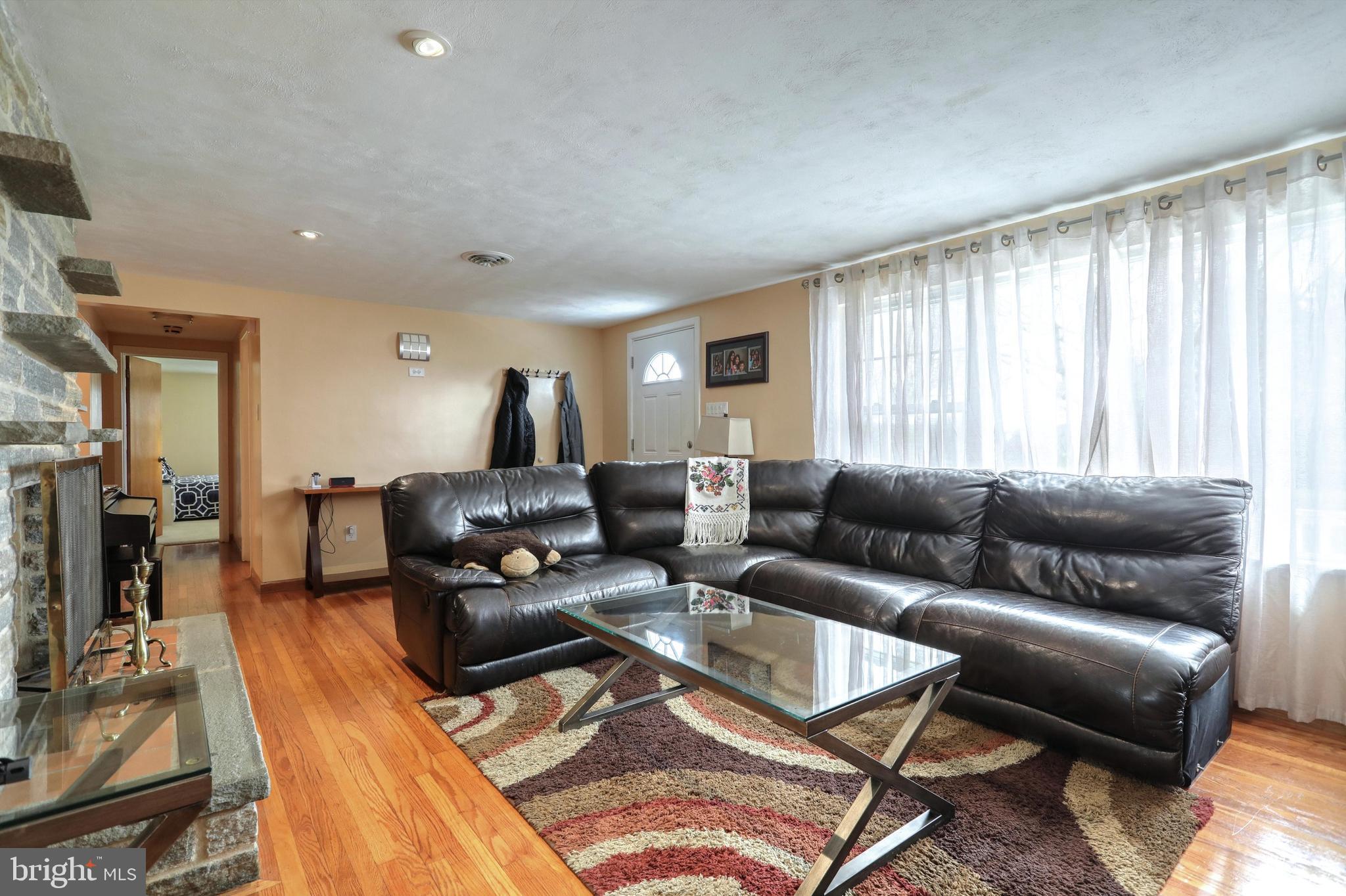 YORK TWP - Residential