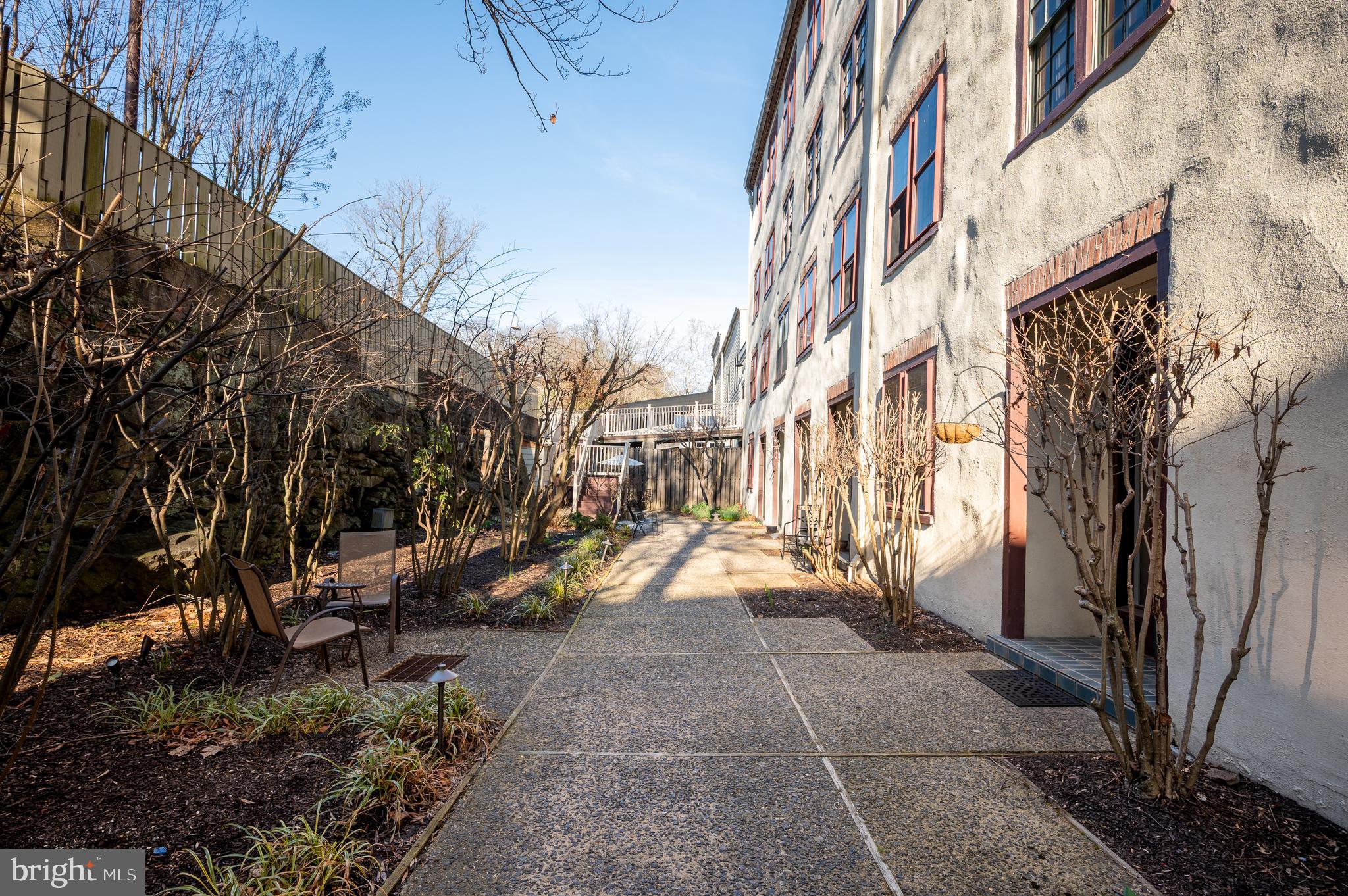 49 BANCROFT MILLS ROAD UNIT 4