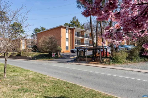 1800 Jefferson Park Ave Unit 39, Charlottesville, VA 22903 - MLS#: 661964