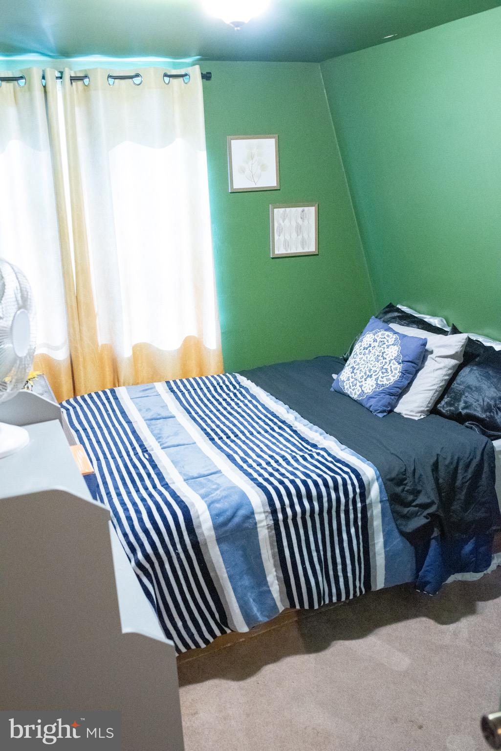 BLUE RIDGE SHORES - Residential