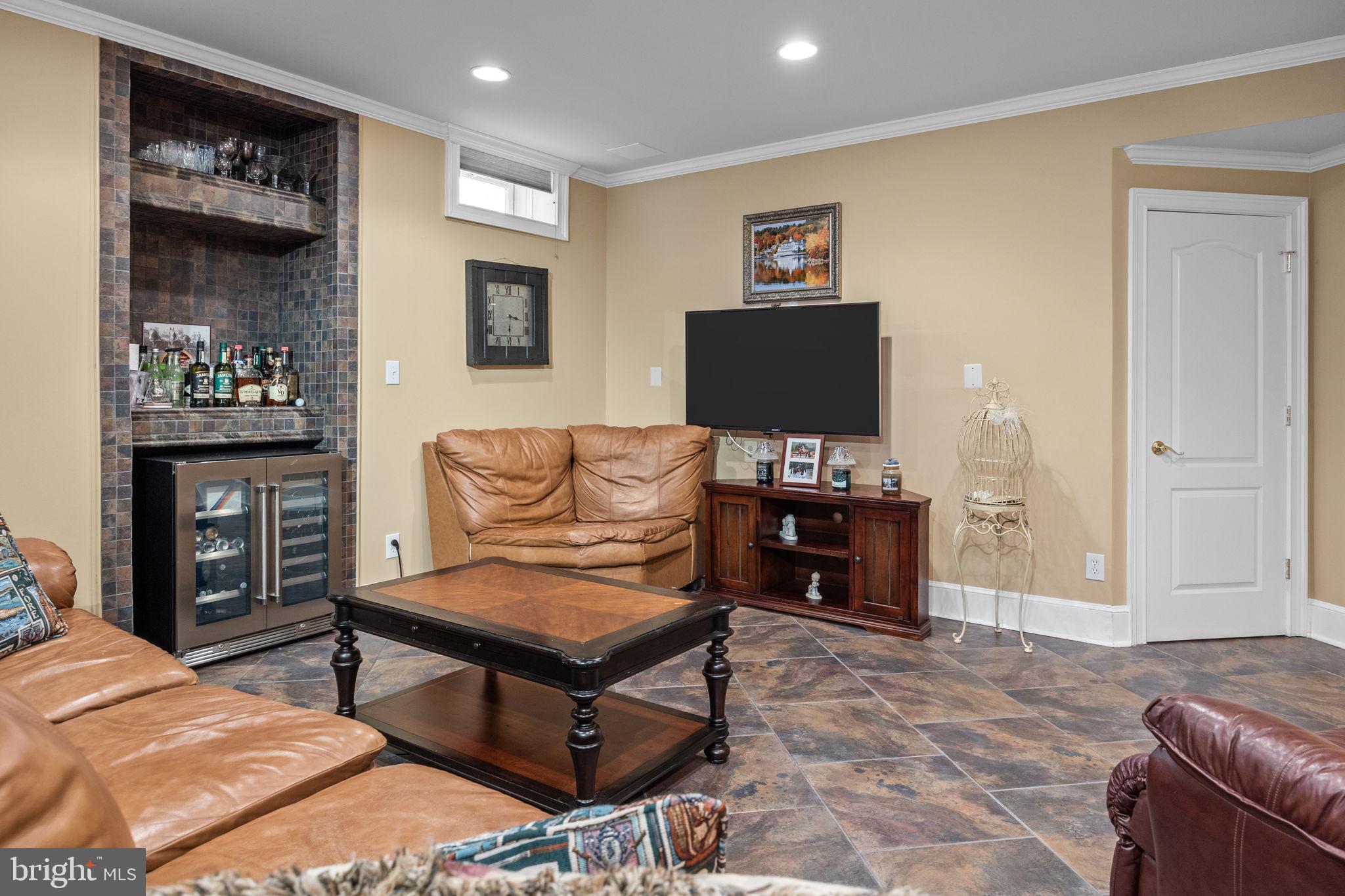 LINTON HILL CHASE - Residential