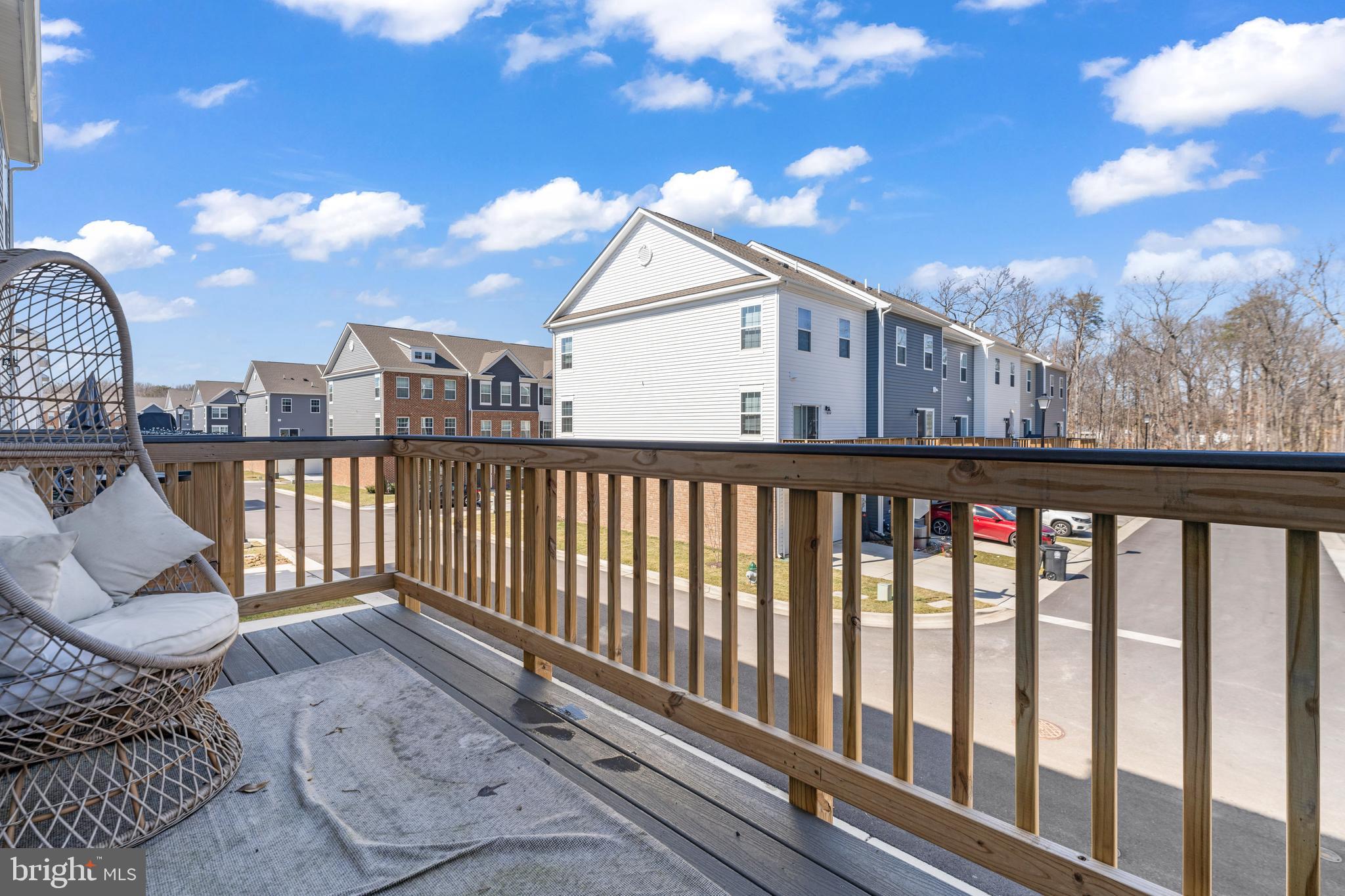 WOODYARD - Residential