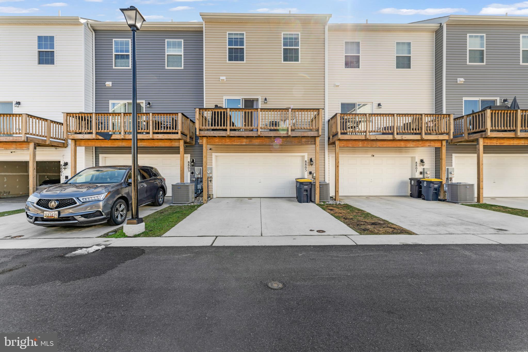 WOODYARD - Residential