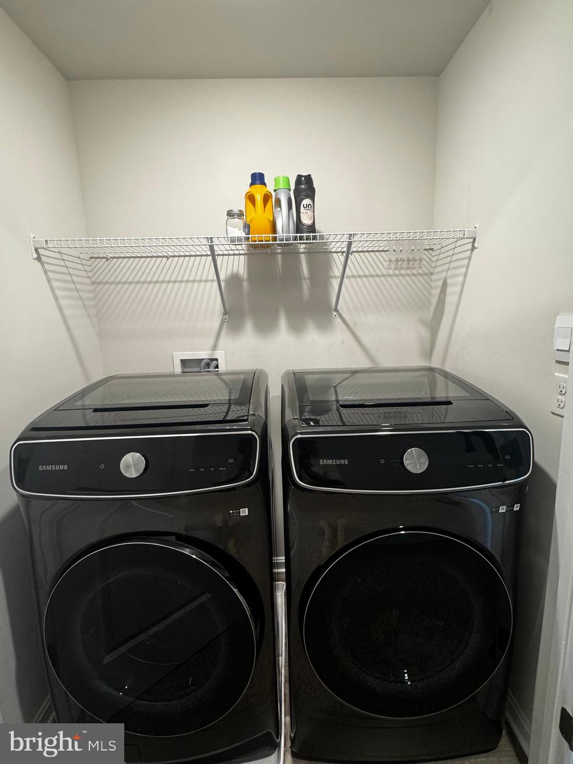 WOODYARD - Residential