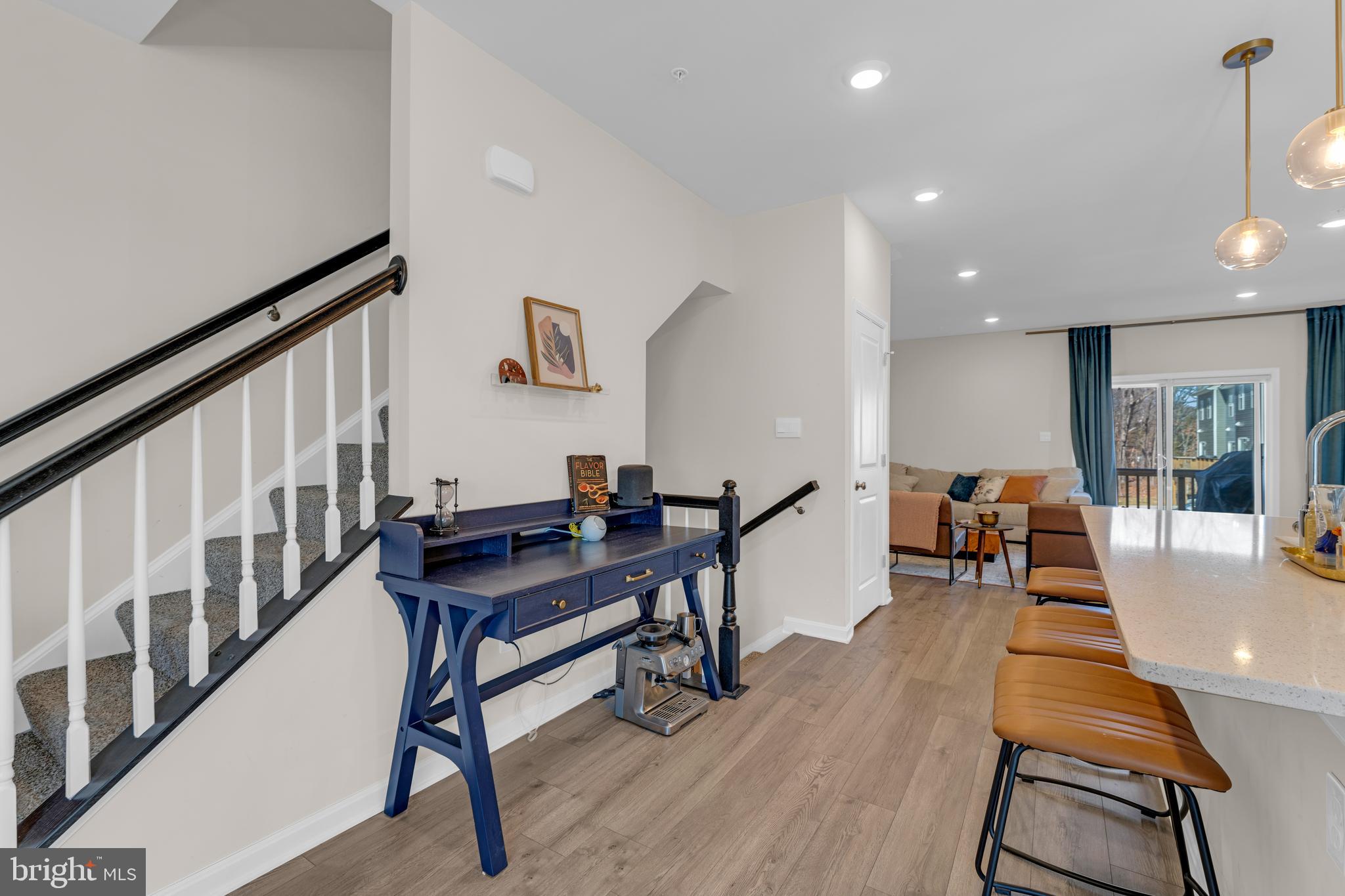 WOODYARD - Residential