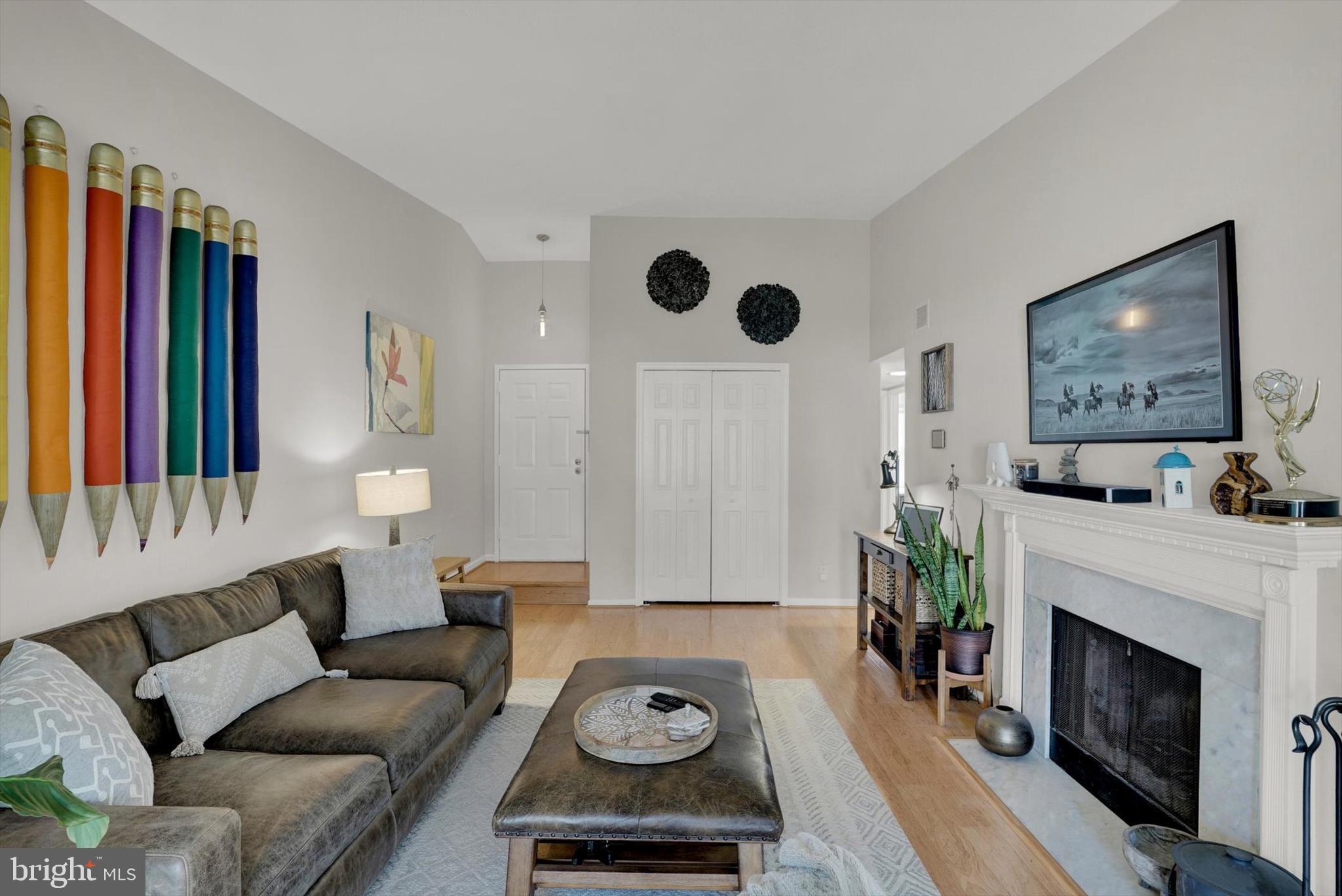 11 PICKERING COURT 11-201