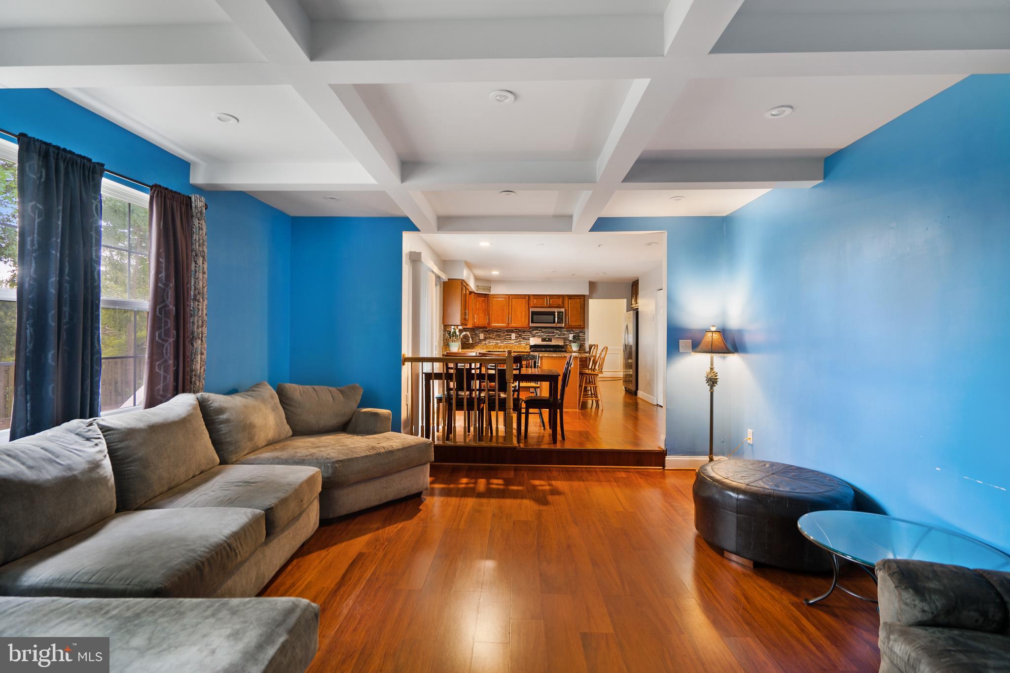 LIVINGSTON GROVE - Residential