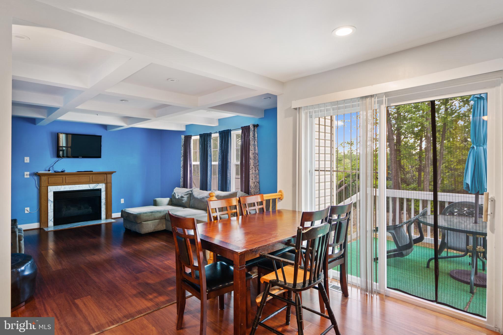 LIVINGSTON GROVE - Residential