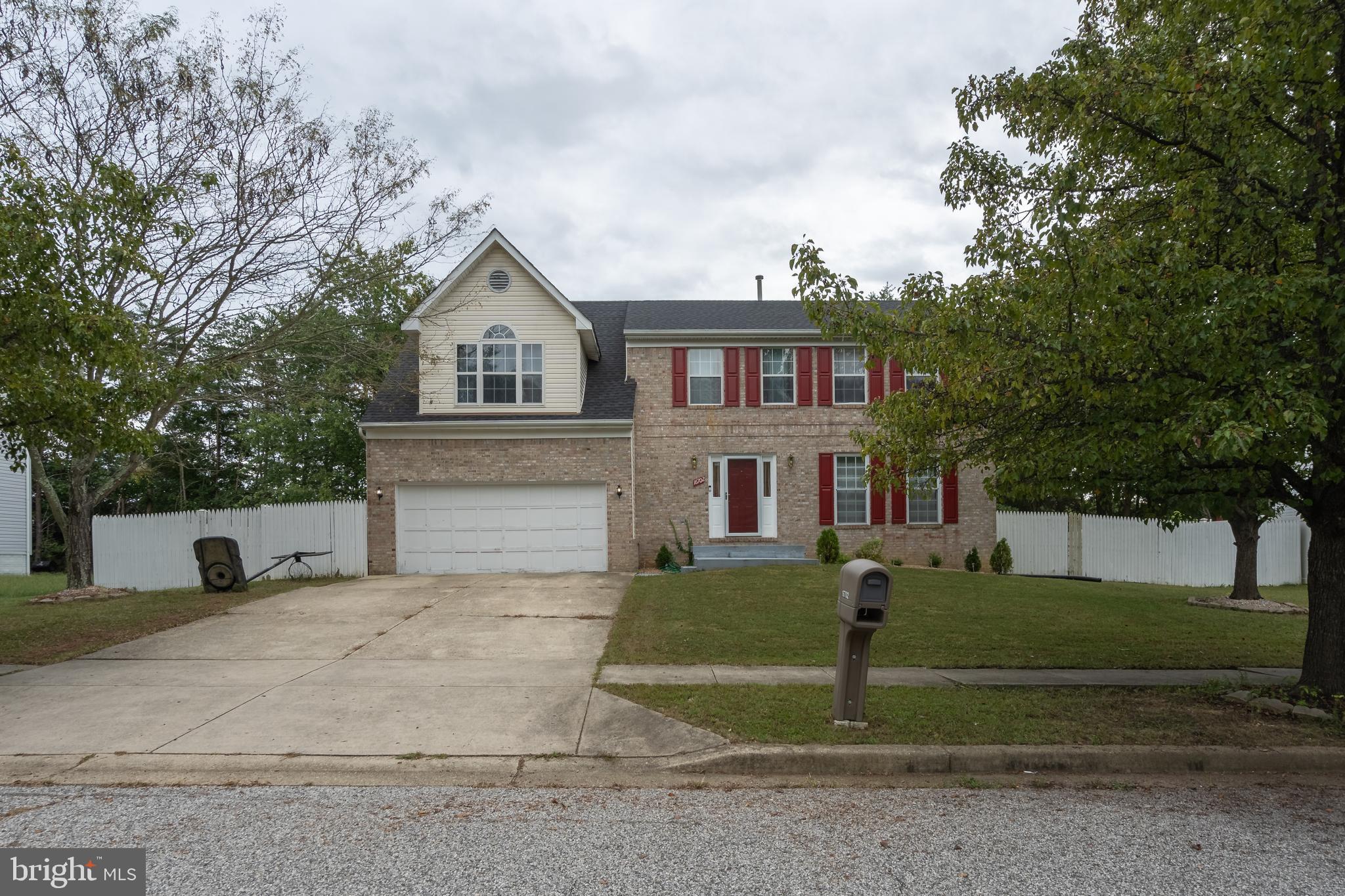 LIVINGSTON GROVE - Residential