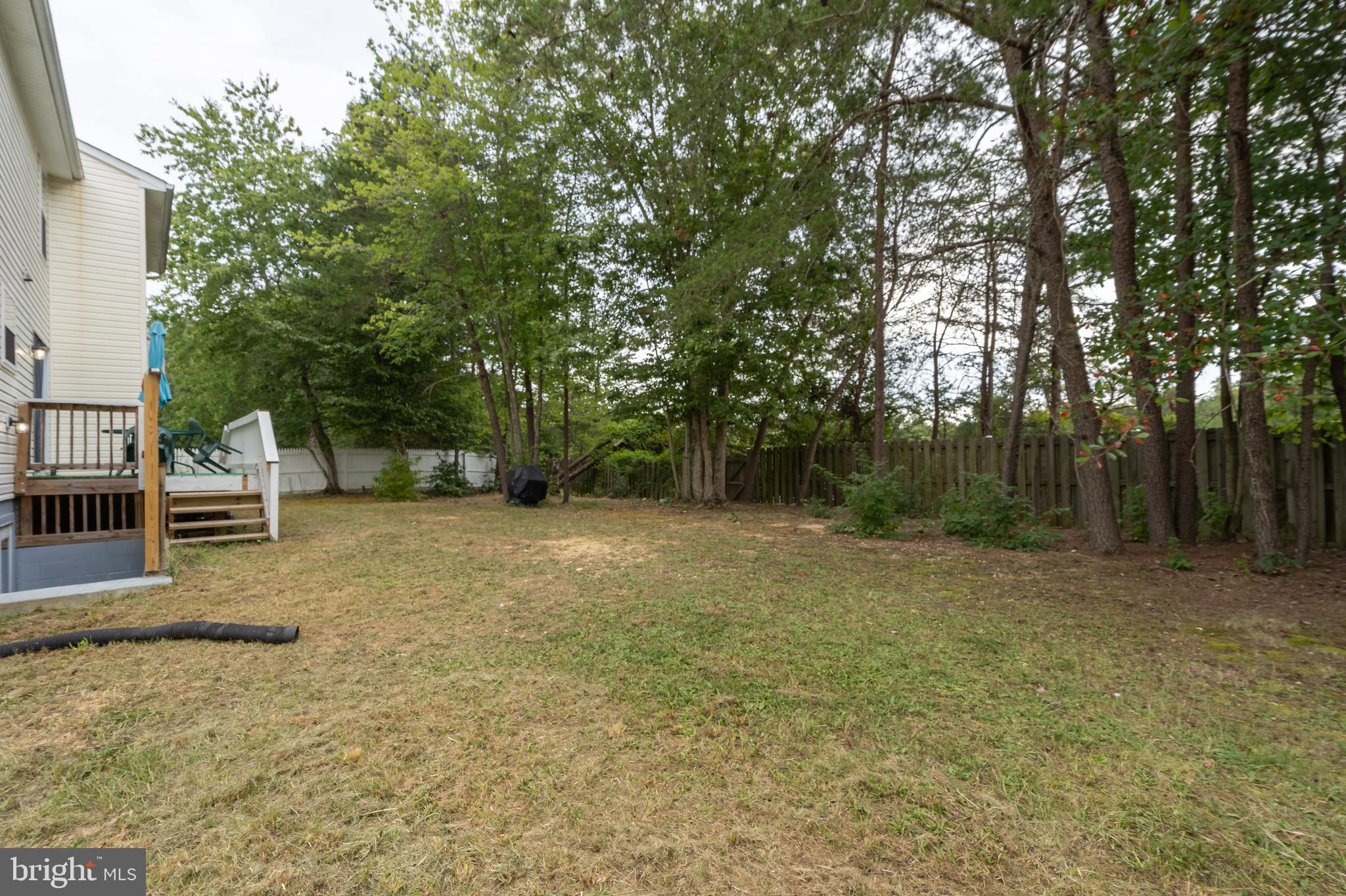 LIVINGSTON GROVE - Residential