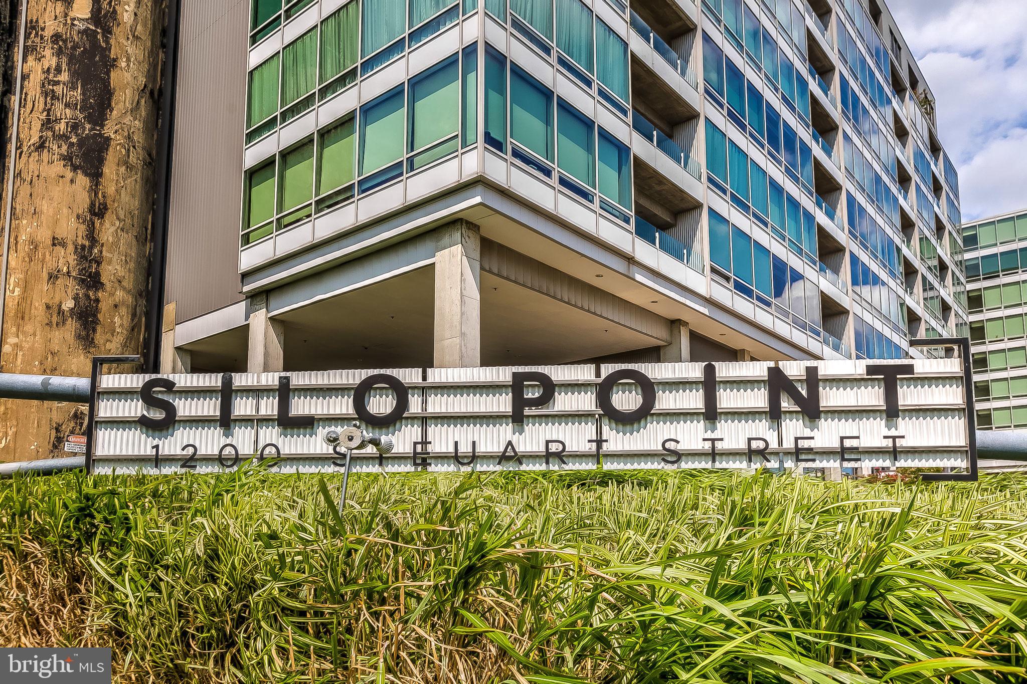 LOCUST POINT - Residential