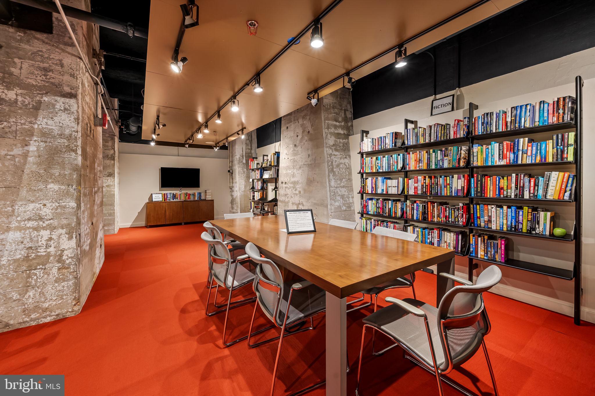 LOCUST POINT - Residential