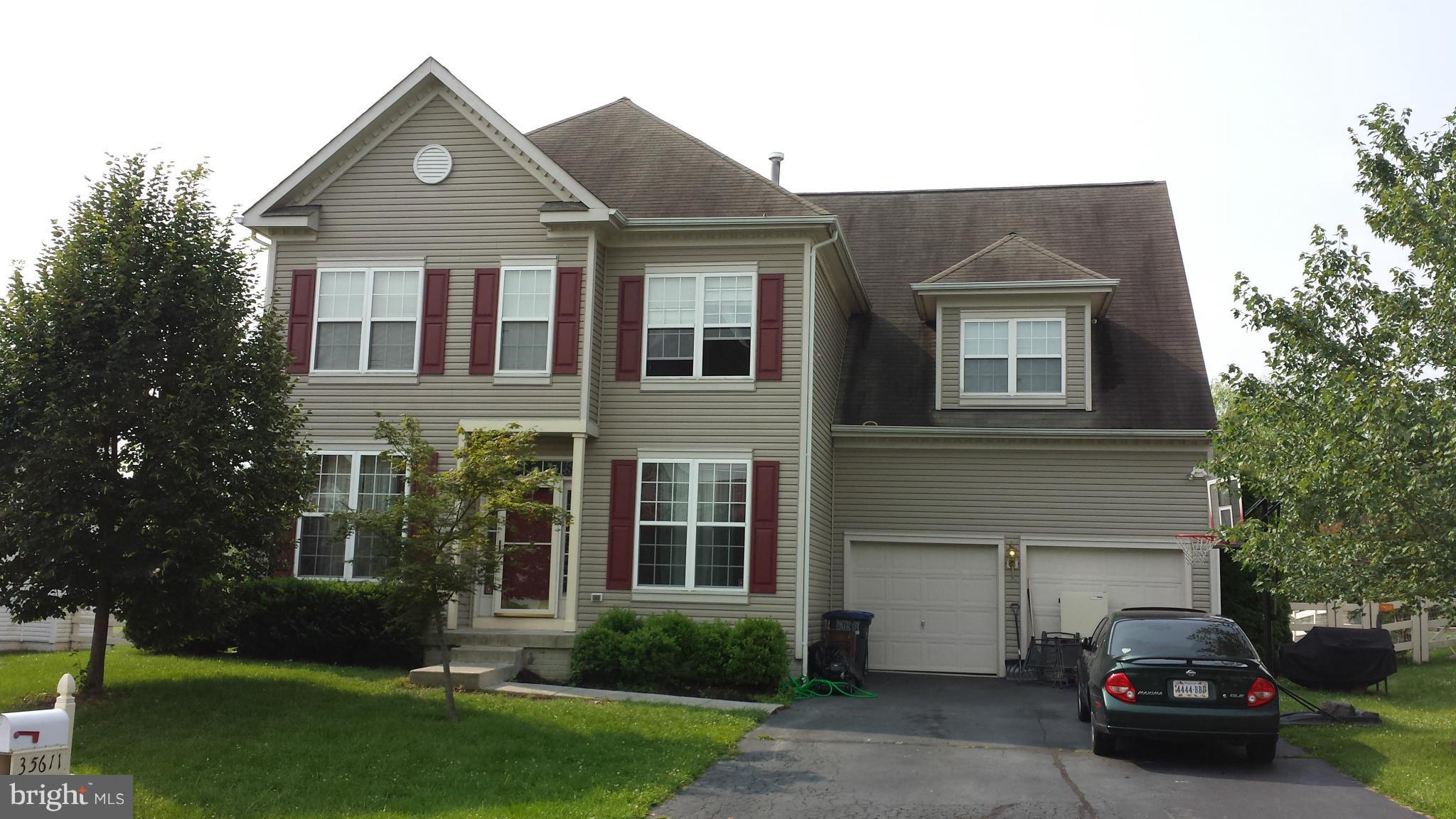 GREENWOOD COMMONS - Residential