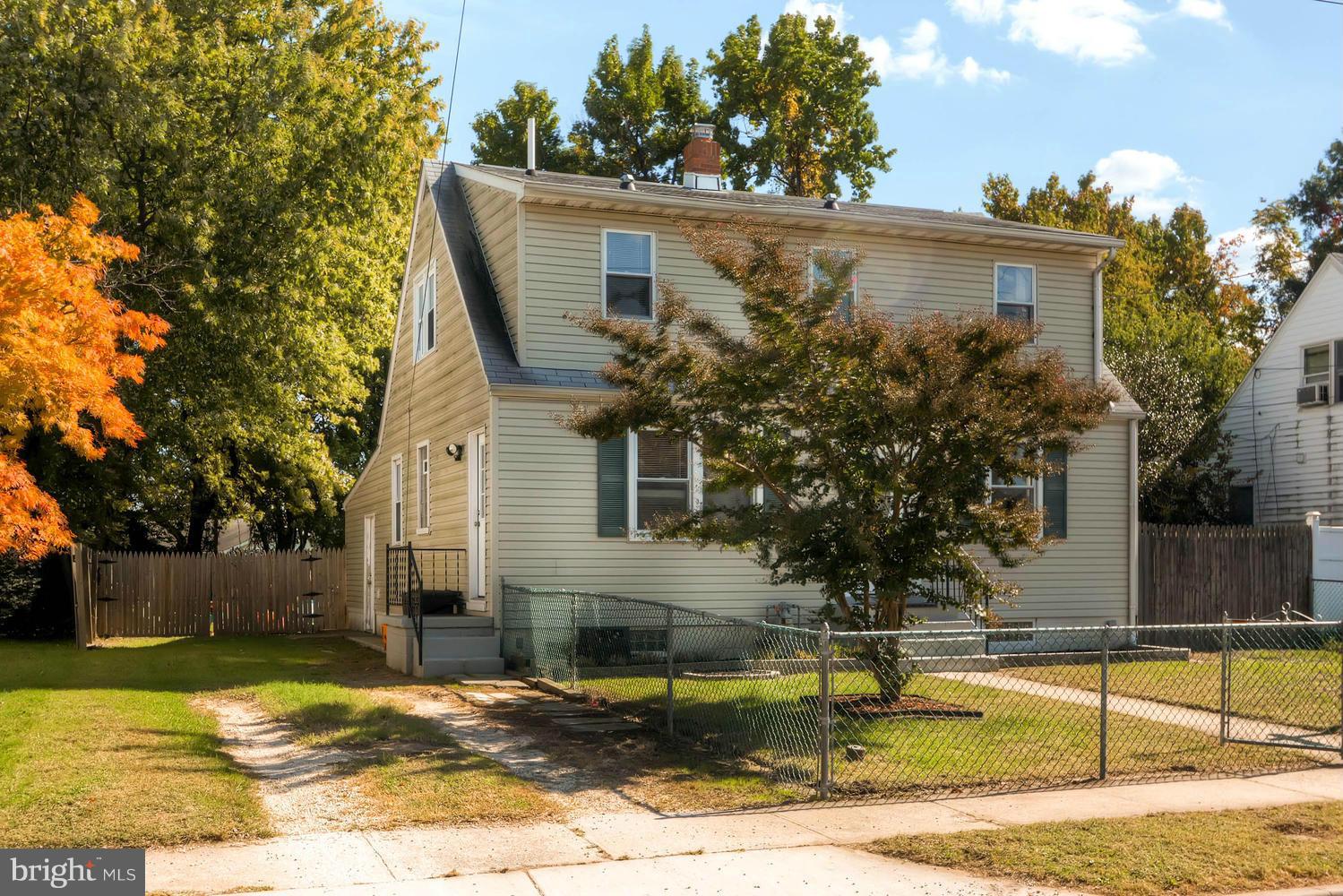 BATTLE GROVE MANOR - Residential