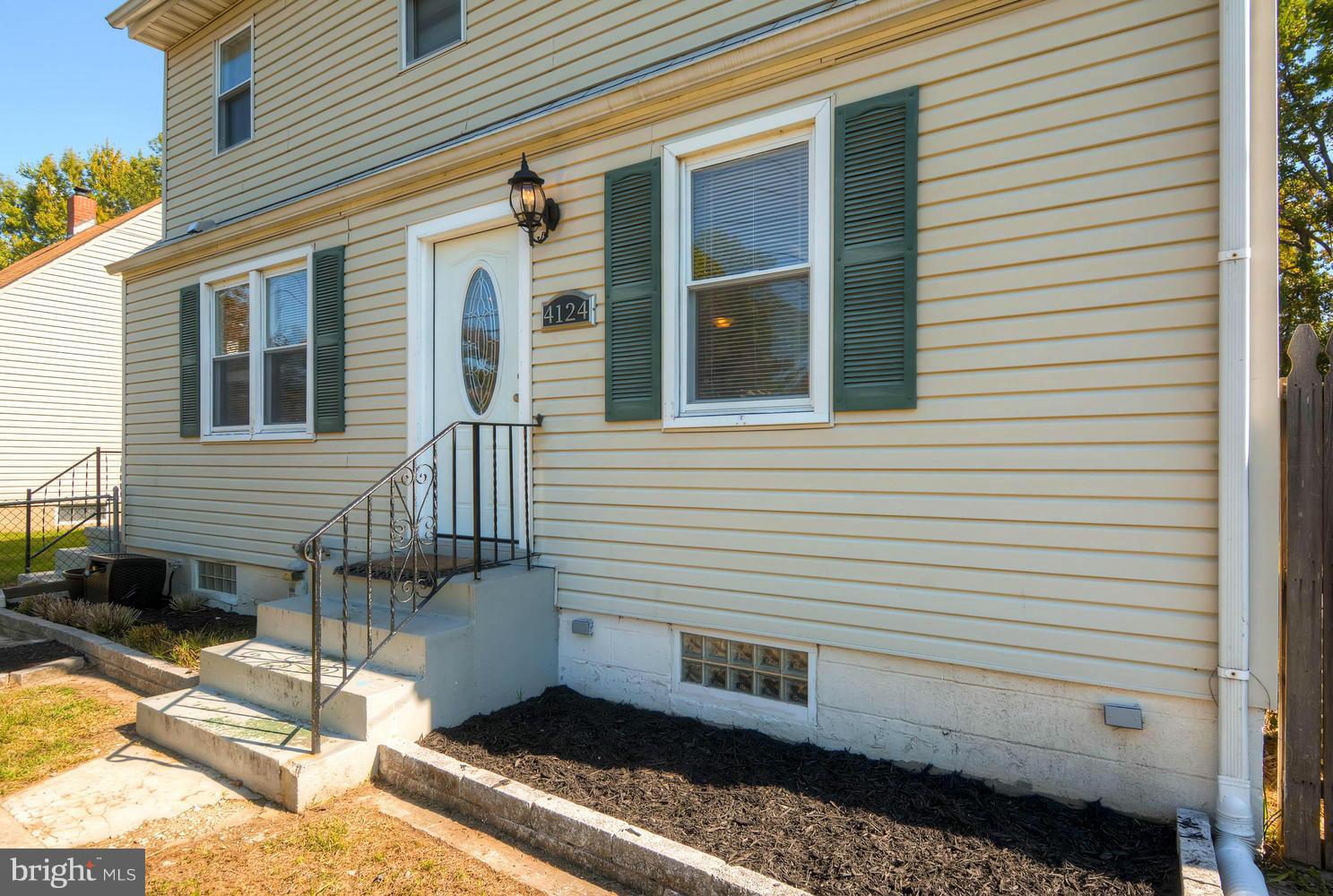 BATTLE GROVE MANOR - Residential