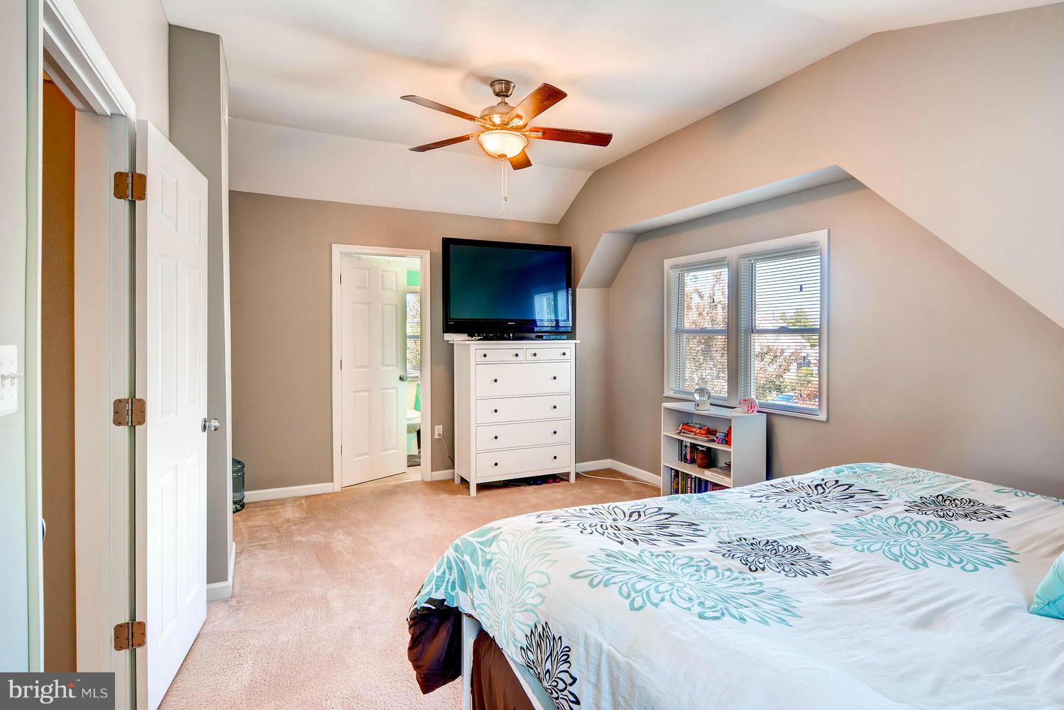 BATTLE GROVE MANOR - Residential